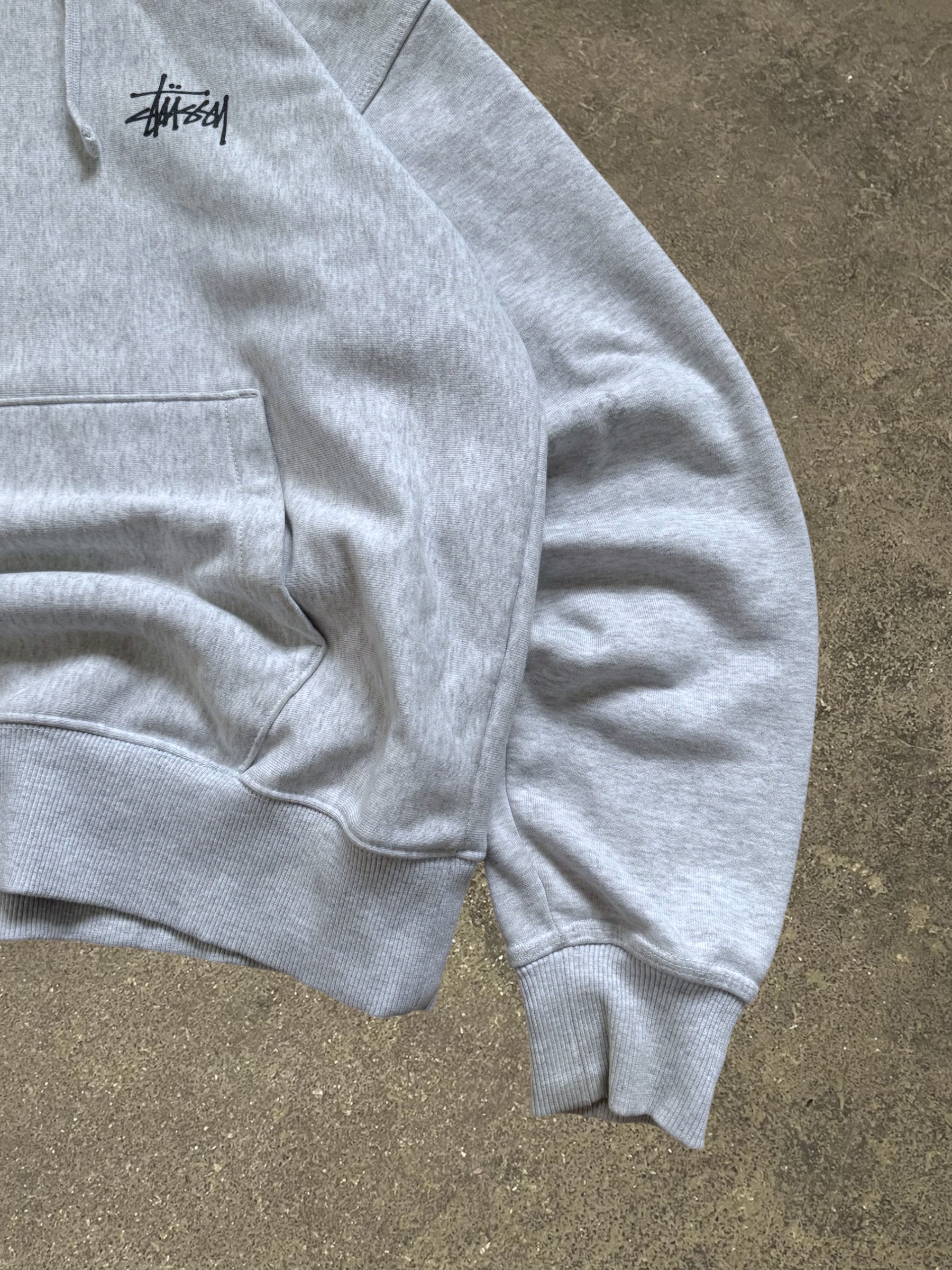 STÜSSY GREY BASIC LOGO HOODIE