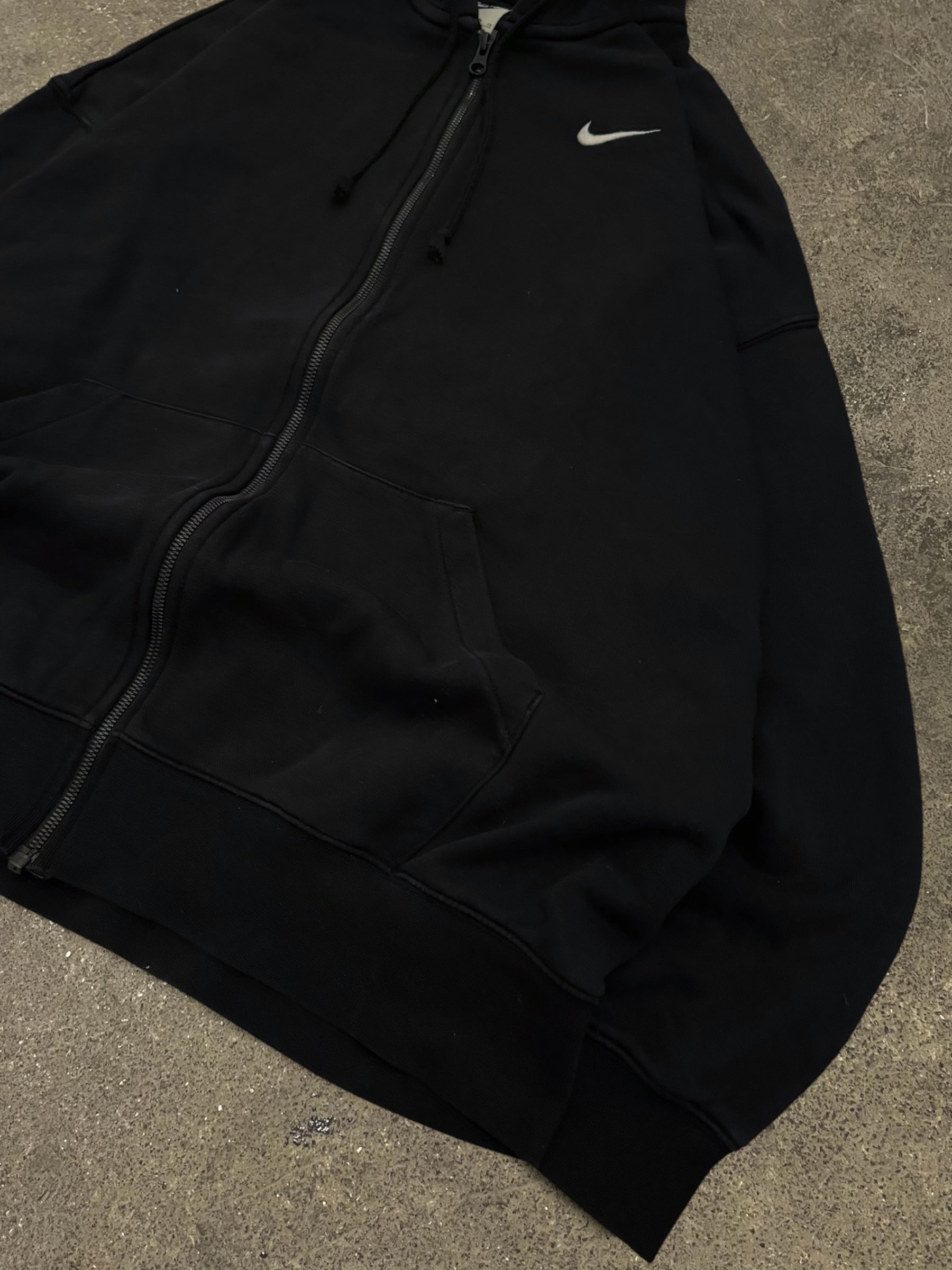NIKE ZIP-UP HOODIE