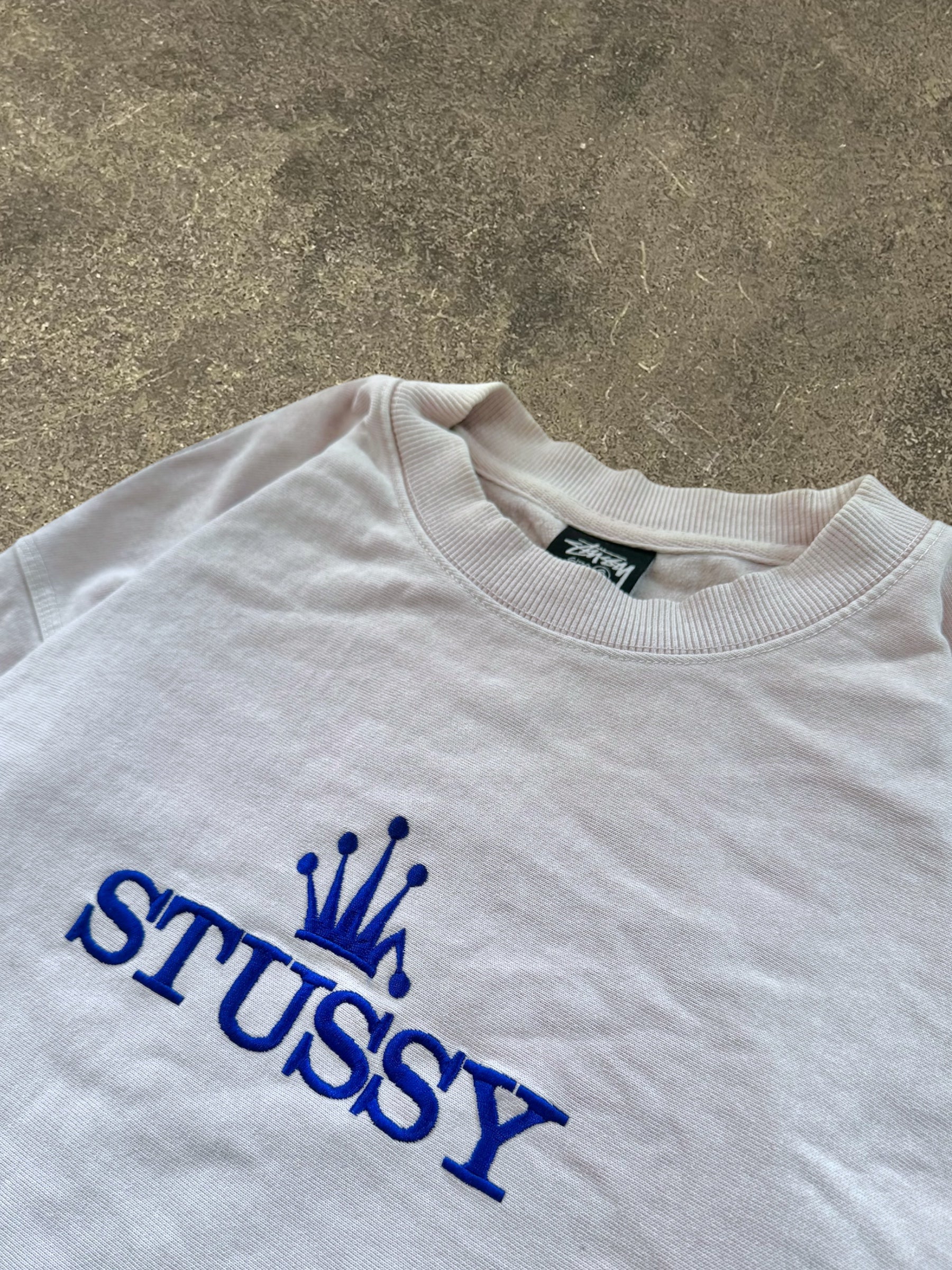 STÜSSY GLAMOUR LOGO SWEATSHIRT