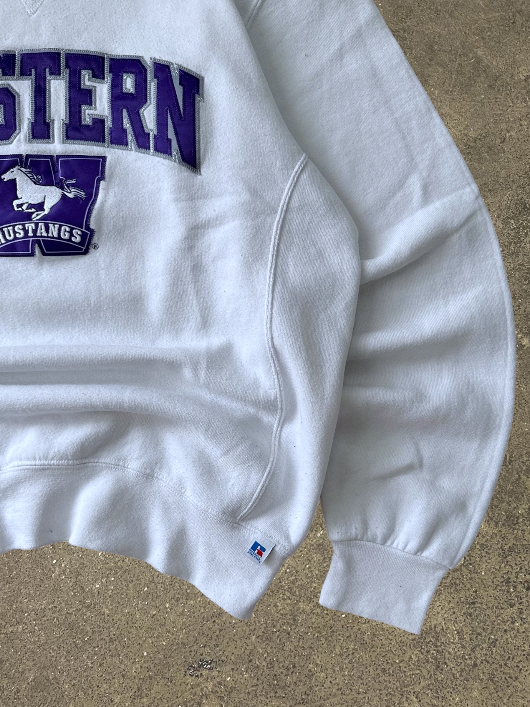 VINTAGE RUSSELL ATHLETIC SWEATSHIRT