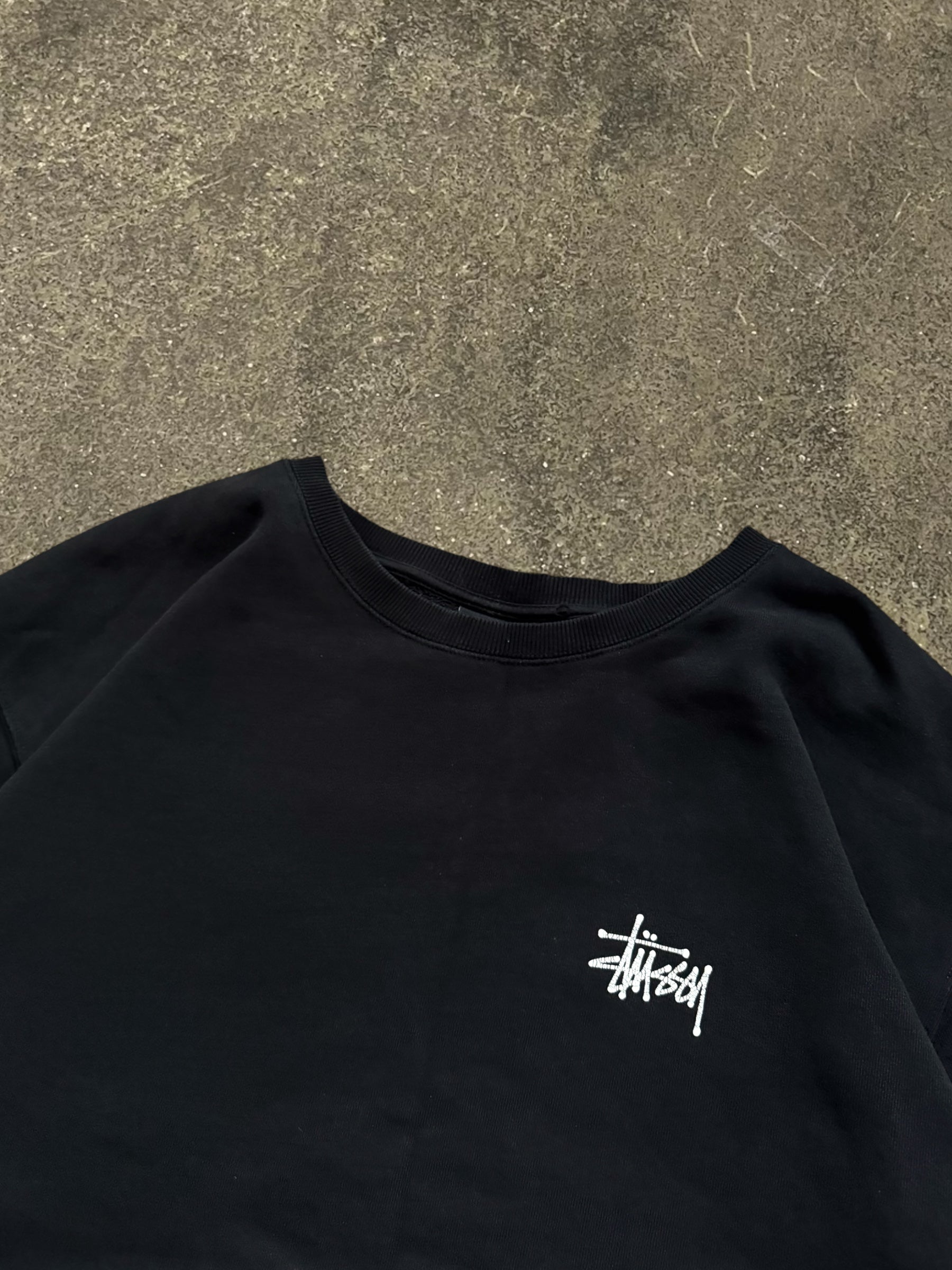 STÜSSY BLACK BASIC LOGO SWEATSHIRT