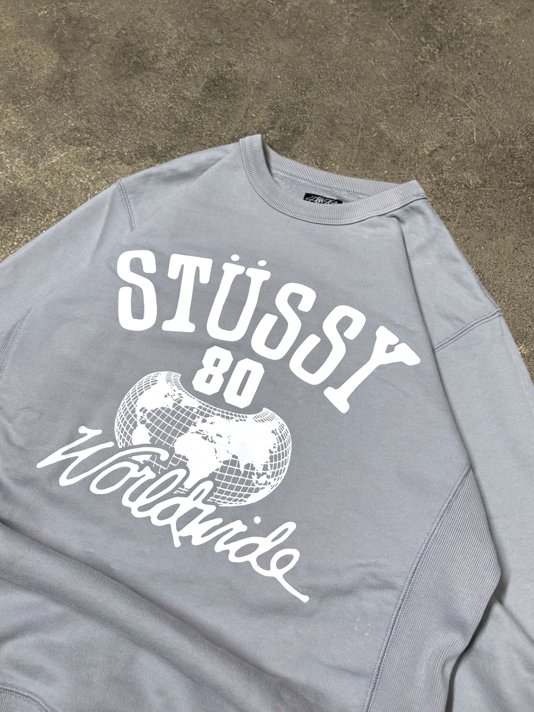 VINTAGE STÜSSY WORLDWIDE SWEATSHIRT