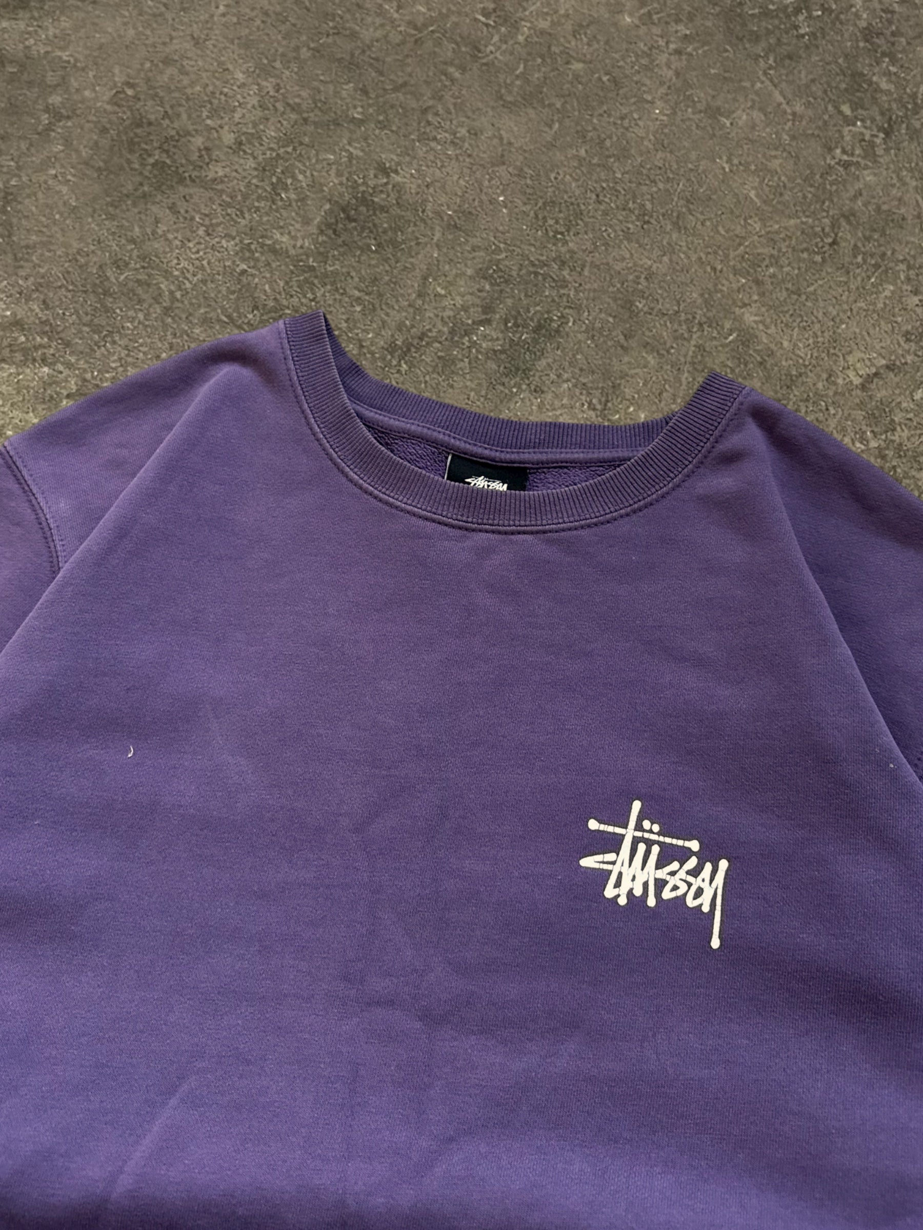 STÜSSY VIOLET BASIC LOGO SWEATSHIRT