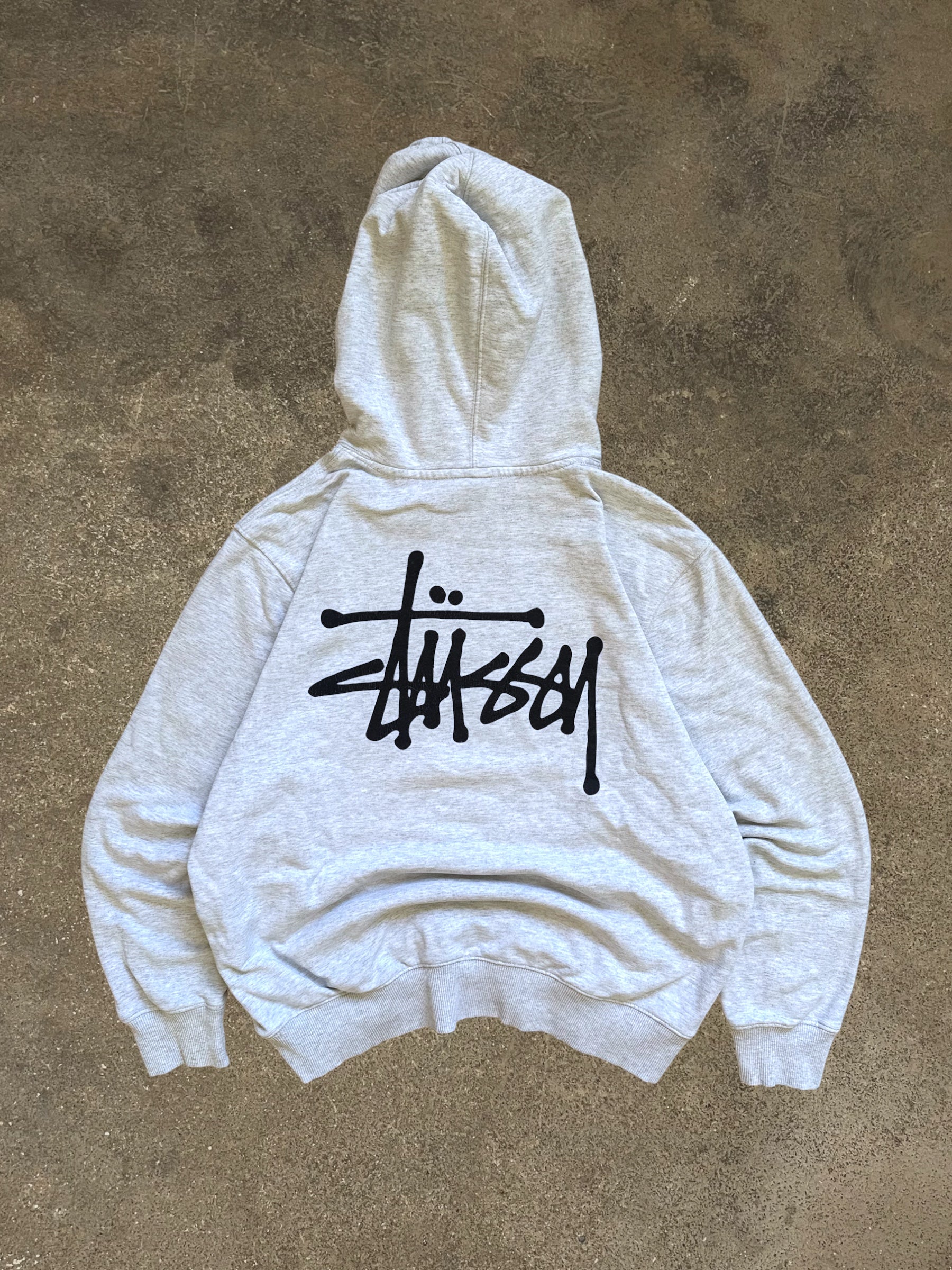 STÜSSY GREY BASIC LOGO HOODIE