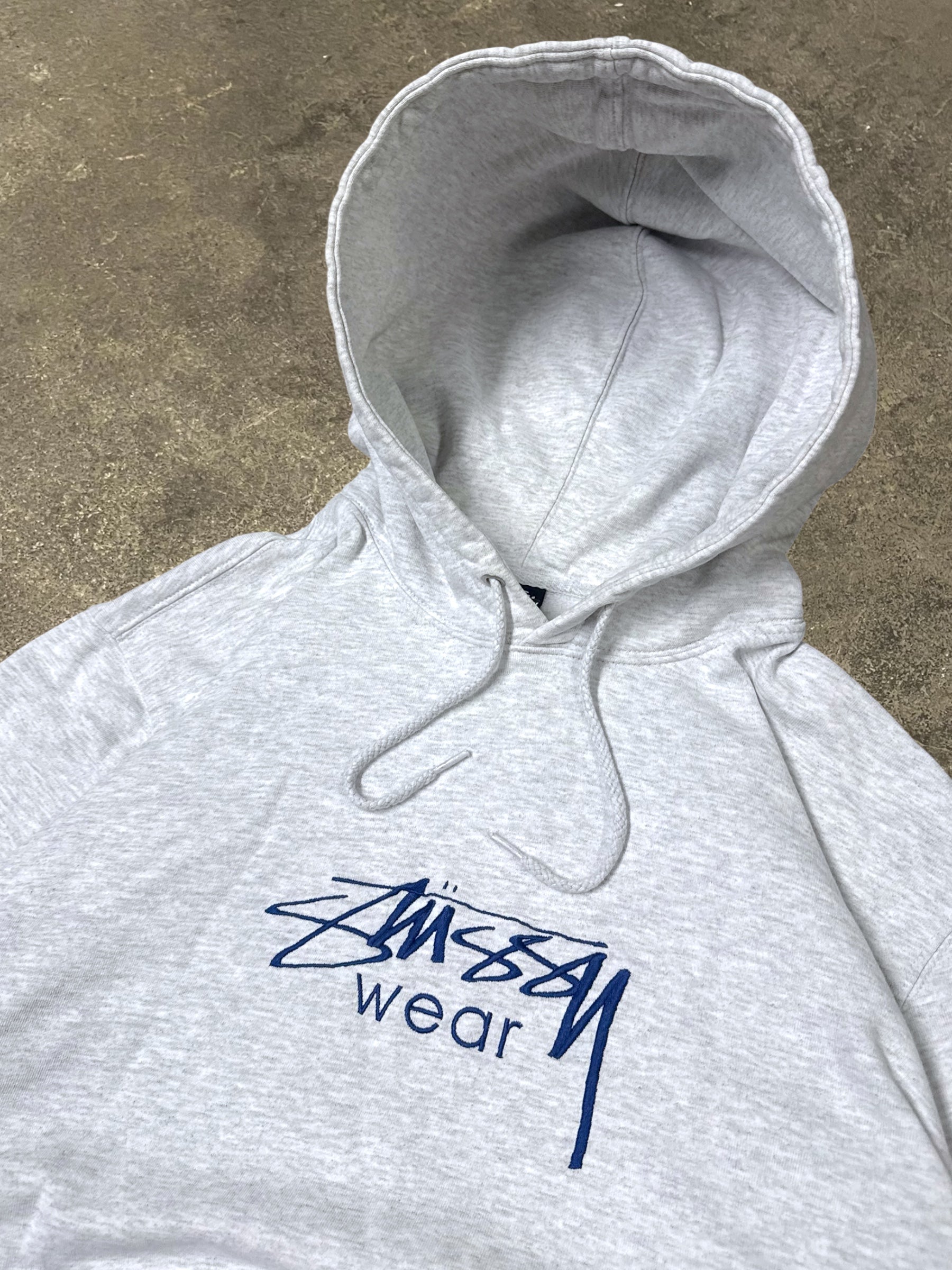 STÜSSY WEAR LOGO HOODIE
