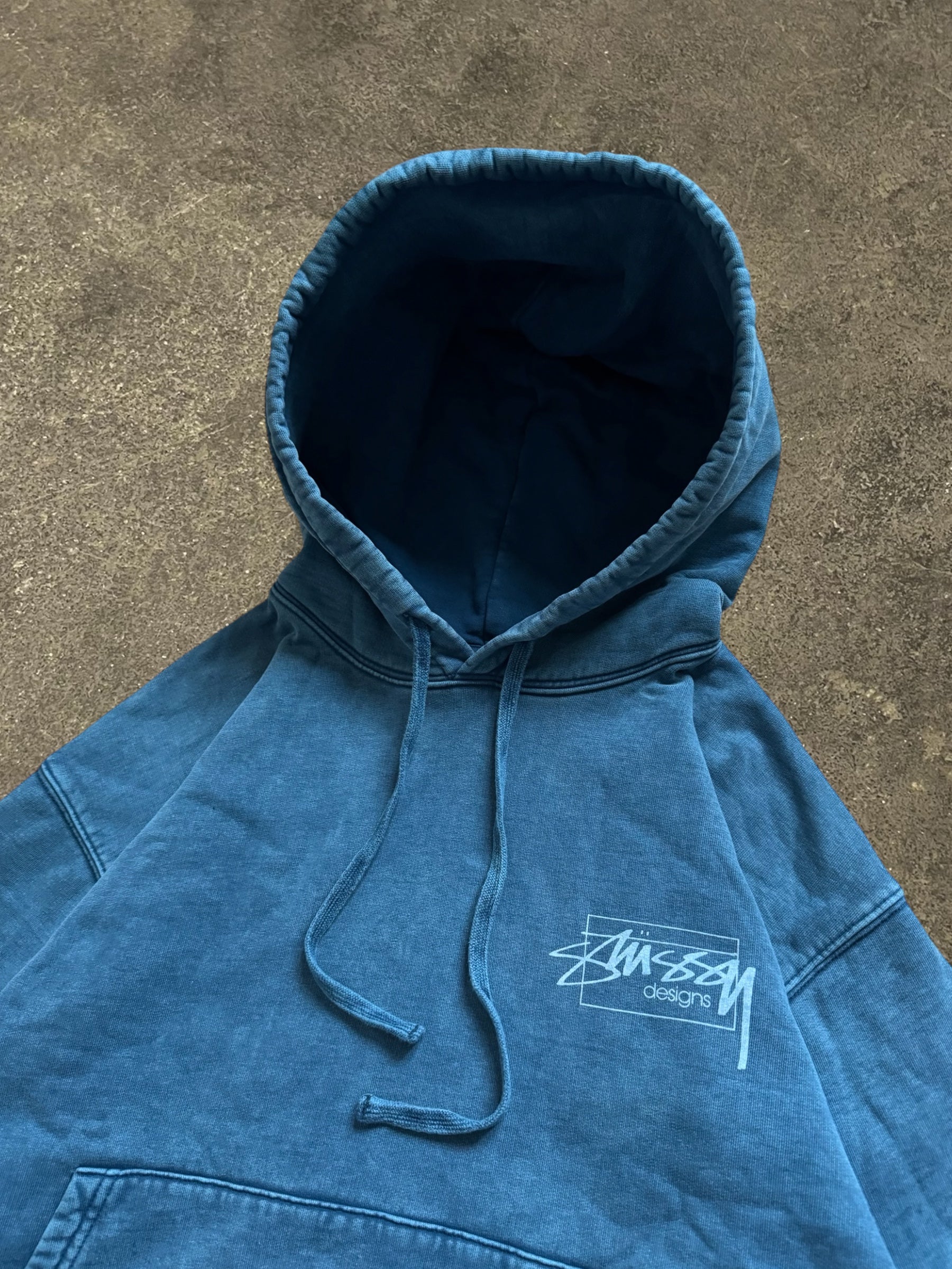 STÜSSY PIGMENT DYED DESIGNS HOODIE