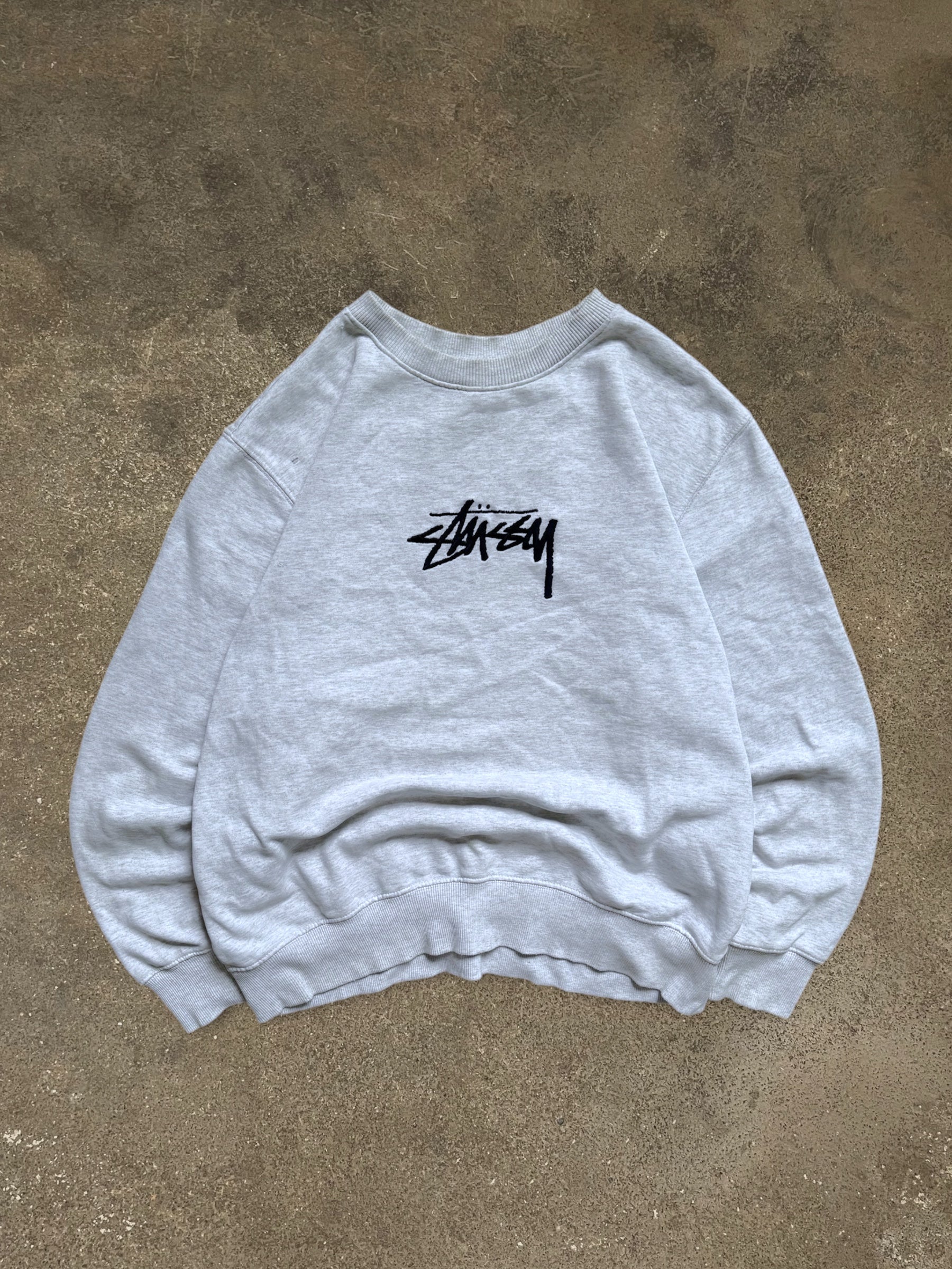 STÜSSY EMBROIDERED STOCK LOGO SWEATSHIRT