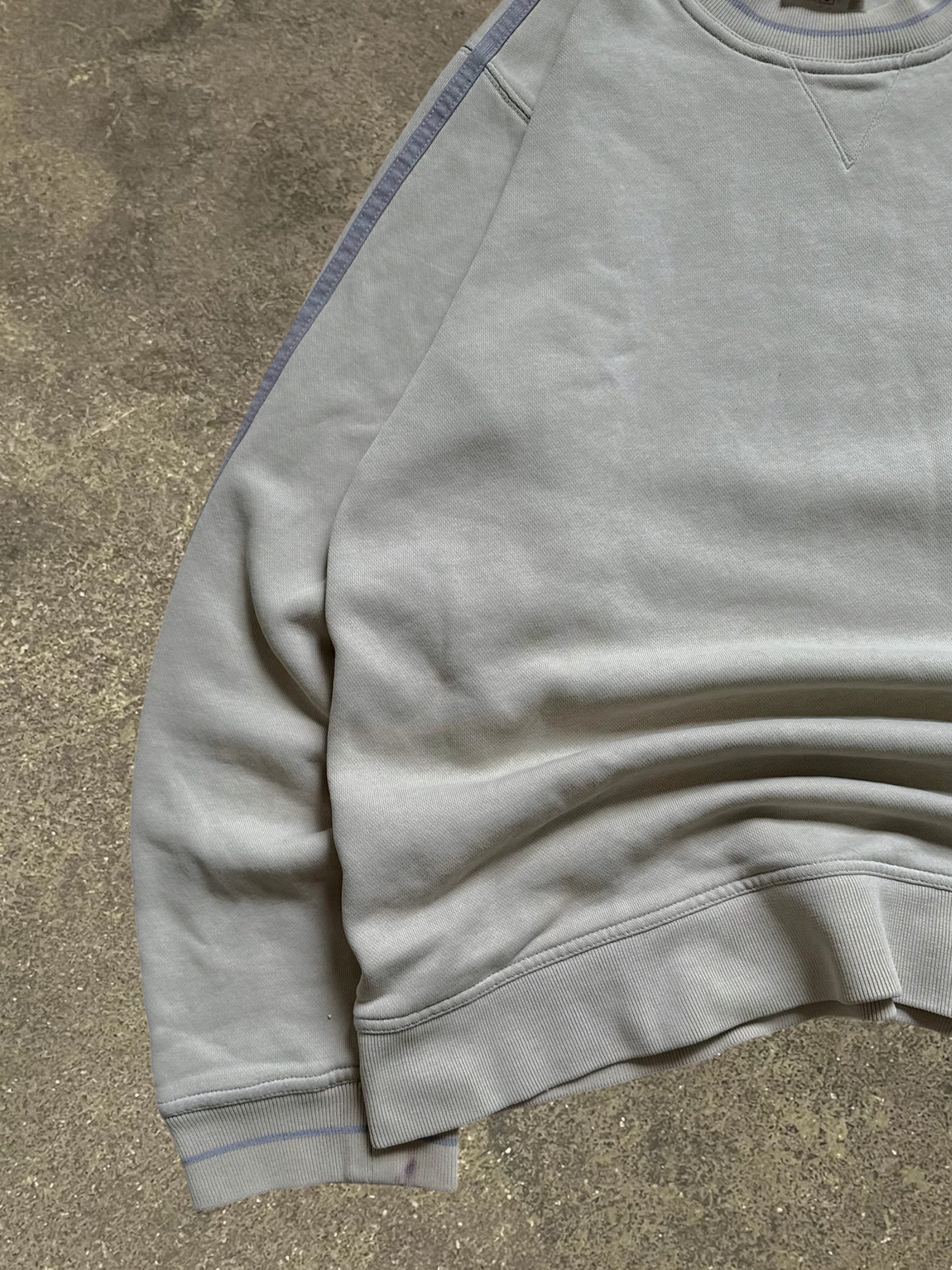 VINTAGE 90S ADIDAS SWEATSHIRT