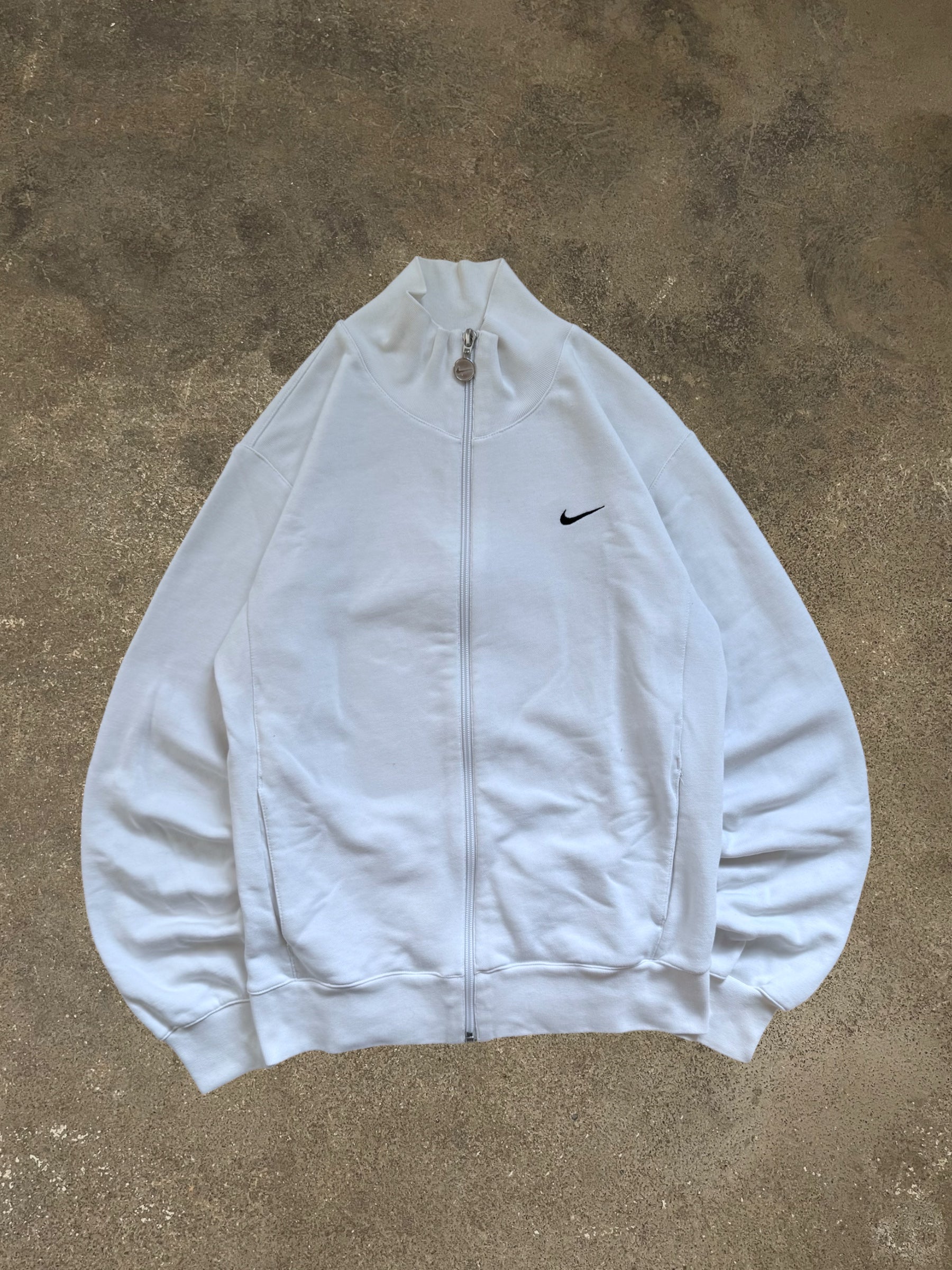 VINTAGE 00S WHITE NIKE ZIP-UP SWEATSHIRT