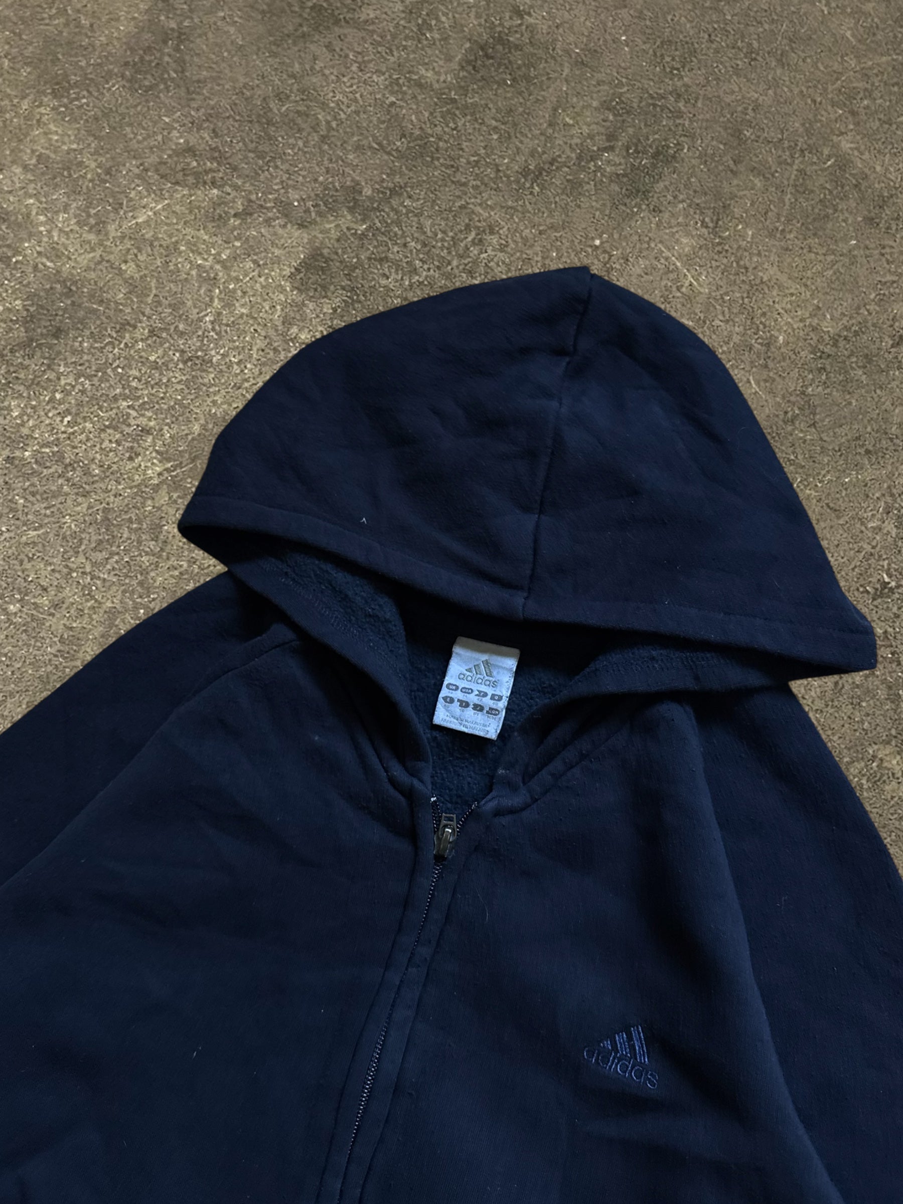 VINTAGE 00S ADIDAS ZIP-UP HOODIE