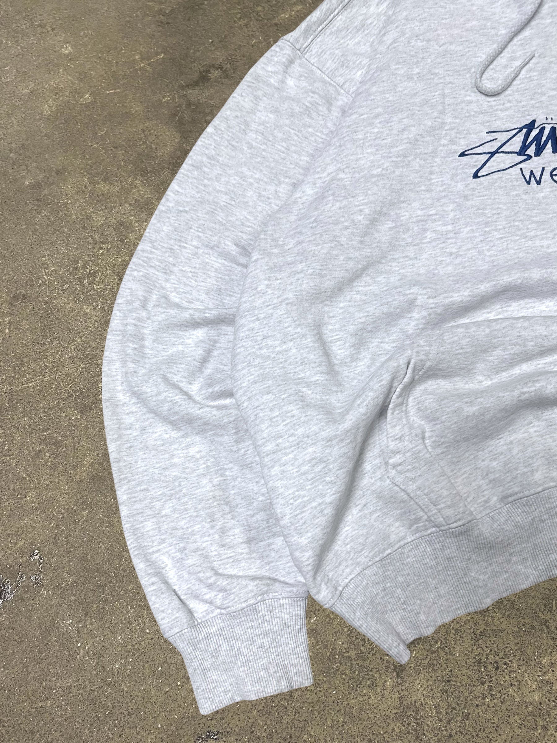 STÜSSY WEAR LOGO HOODIE