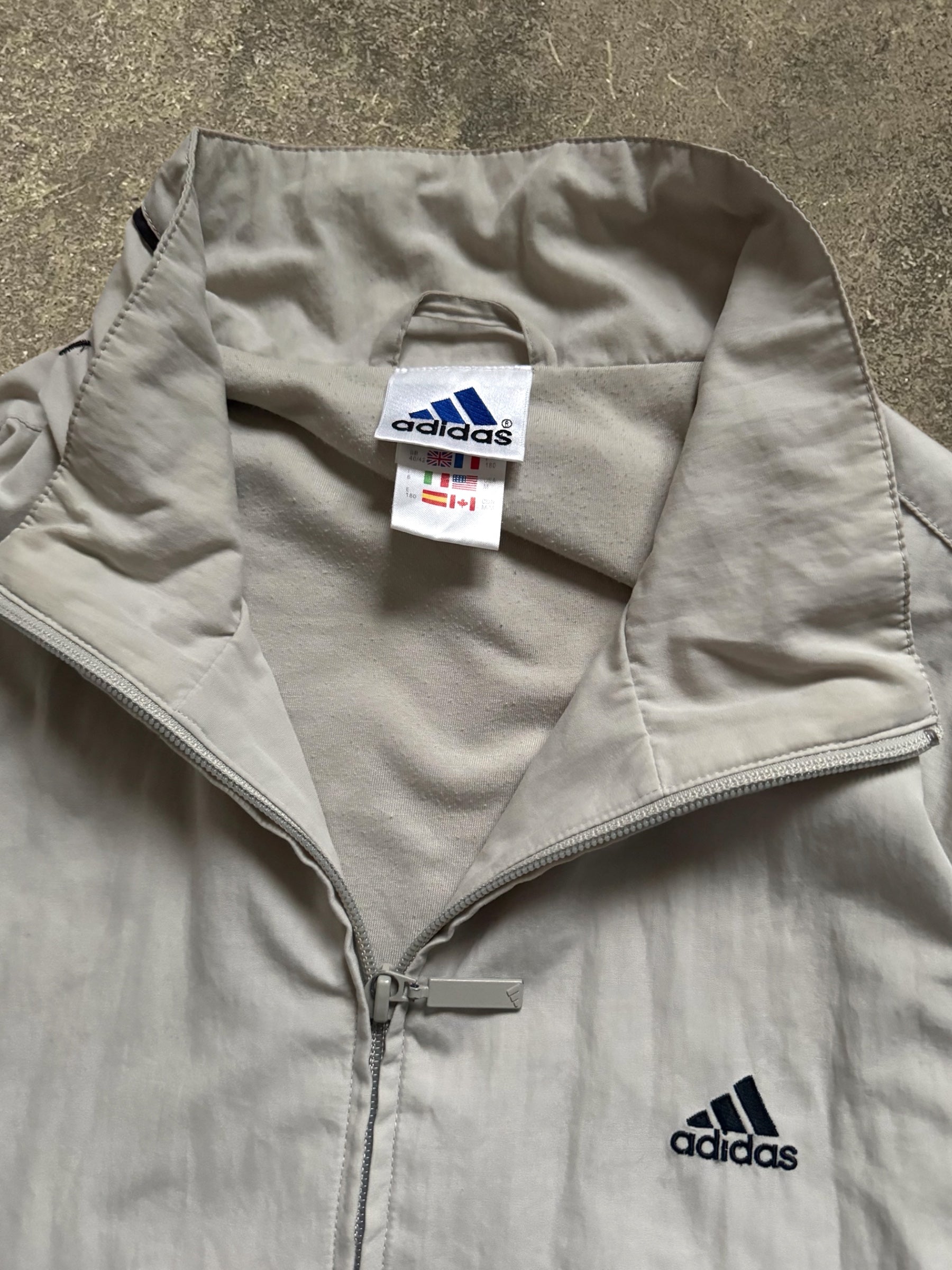 VINTAGE 90S ADIDAS WINDBREAKER JACKET