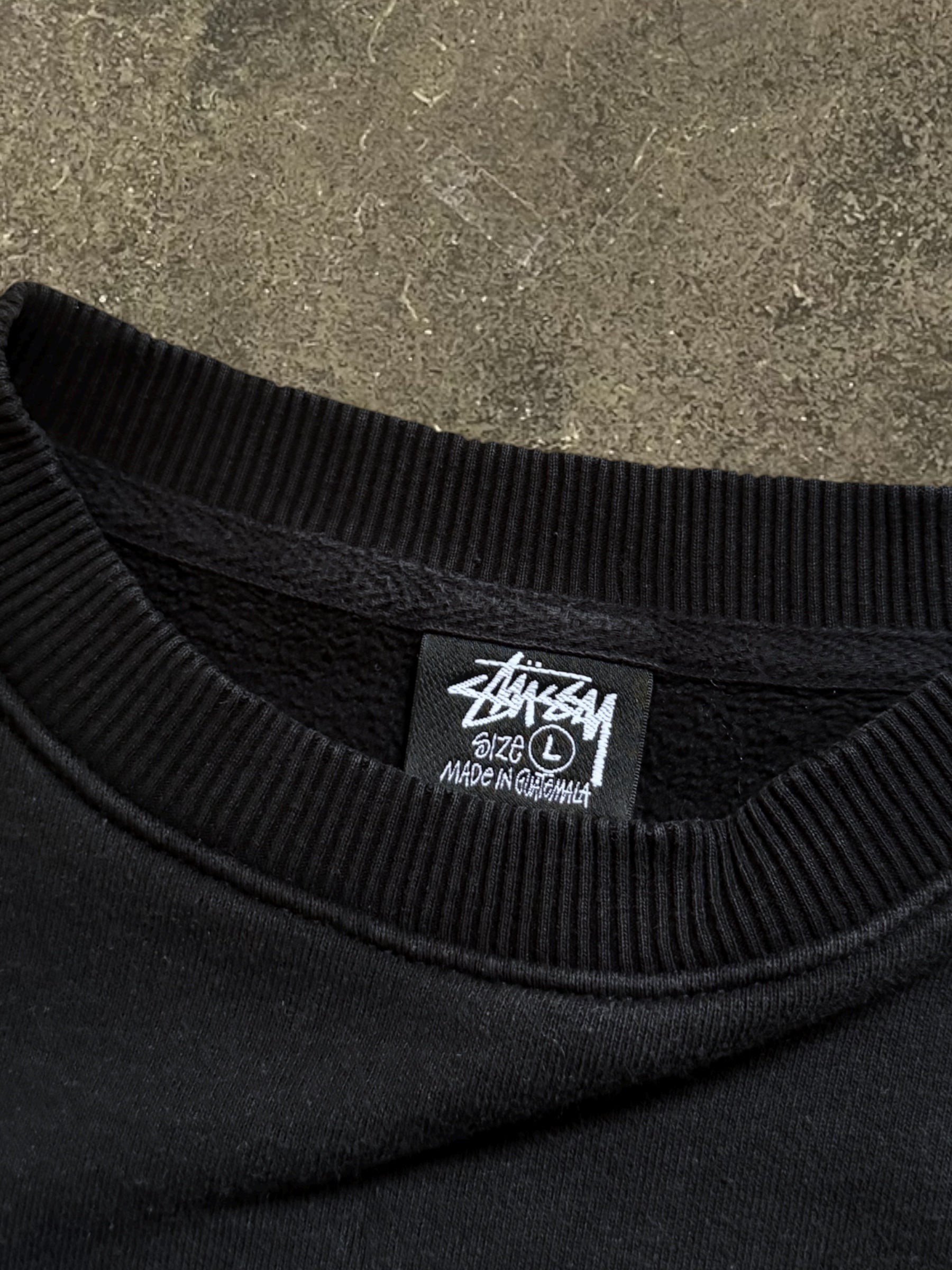 STÜSSY BLACK S CROWN SWEATSHIRT