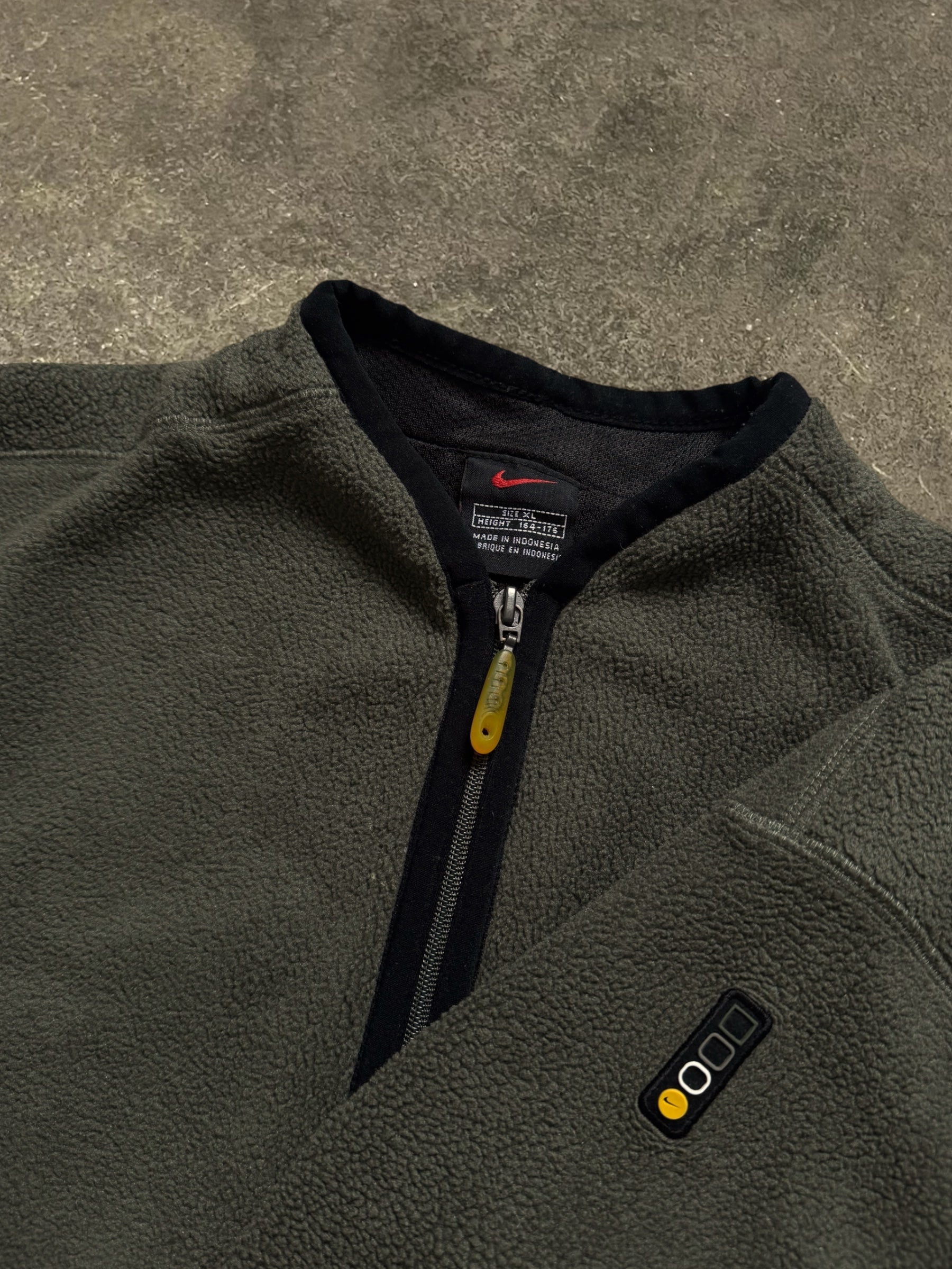 VINTAGE 90S NIKE FLEECE