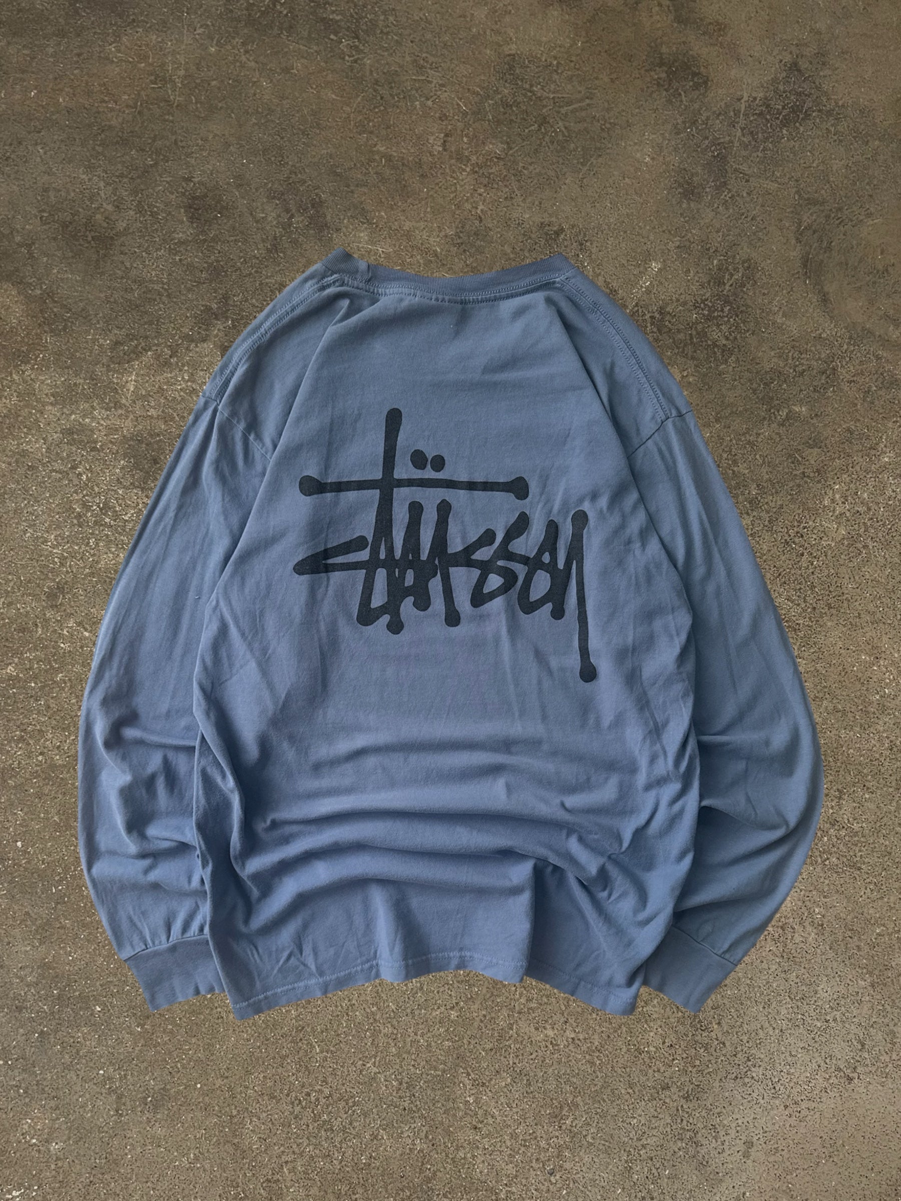 STÜSSY BASIC LOGO LONGSLEEVE