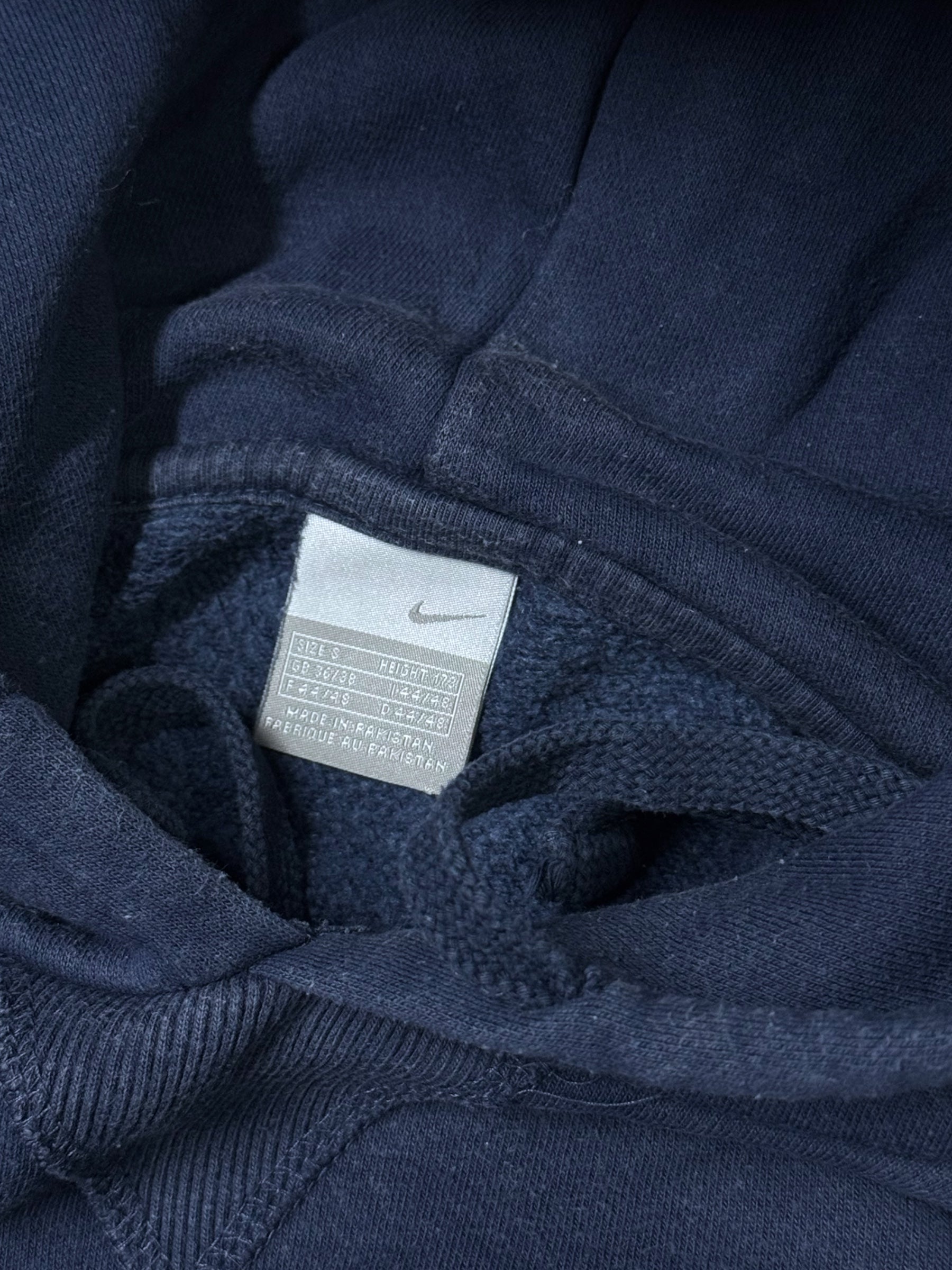 VINTAGE 00S NIKE HOODIE