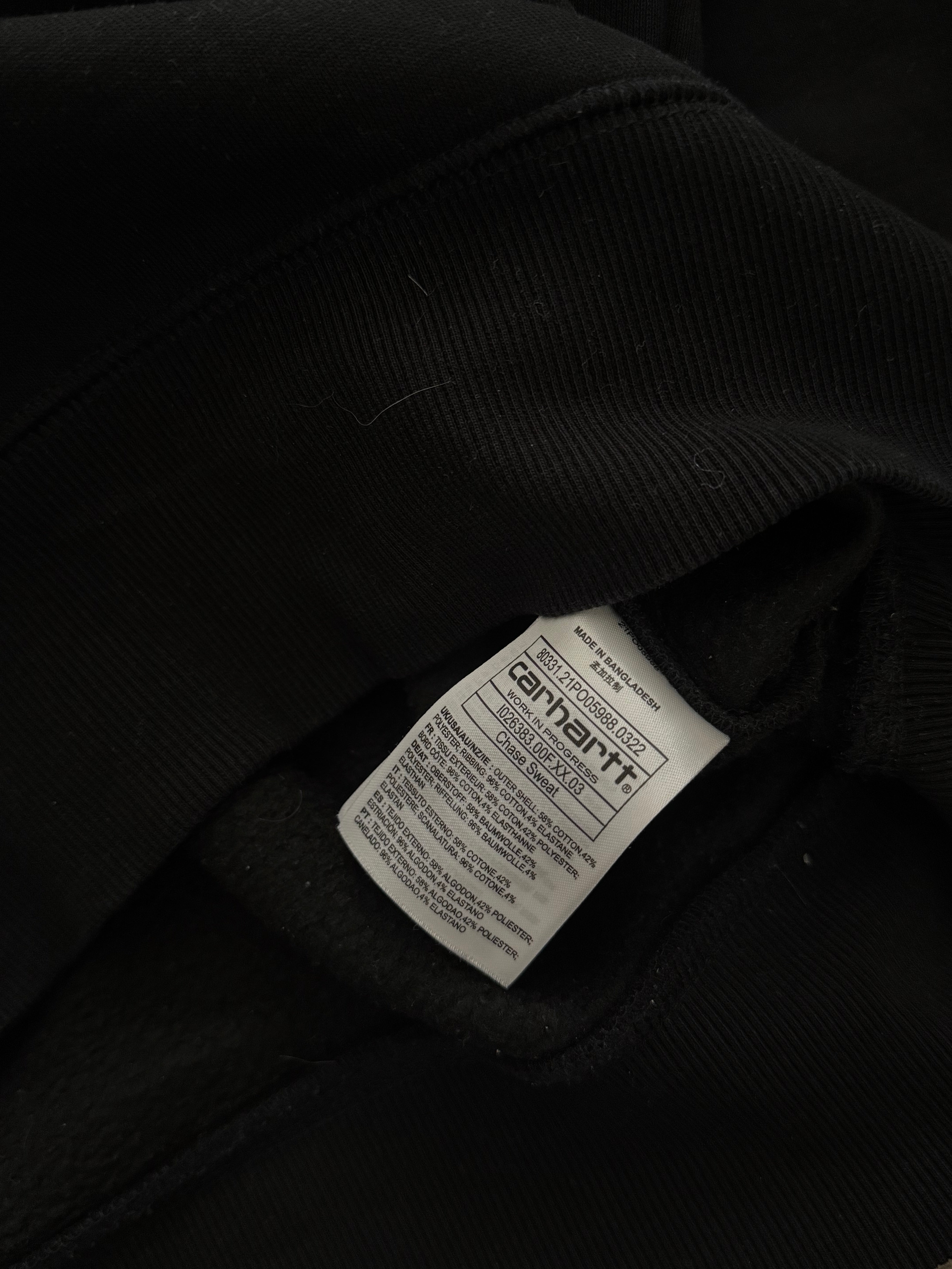 CARHARTT BLACK CHASE SWEATSHIRT