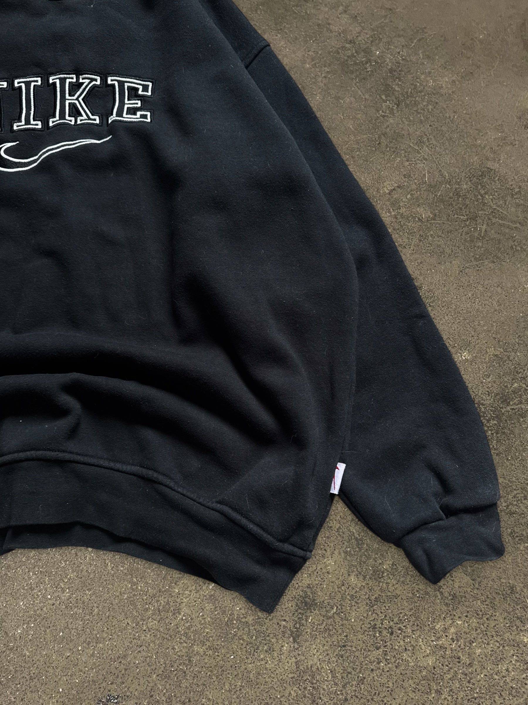 VINTAGE 90S NIKE SPELLOUT SWEATSHIRT