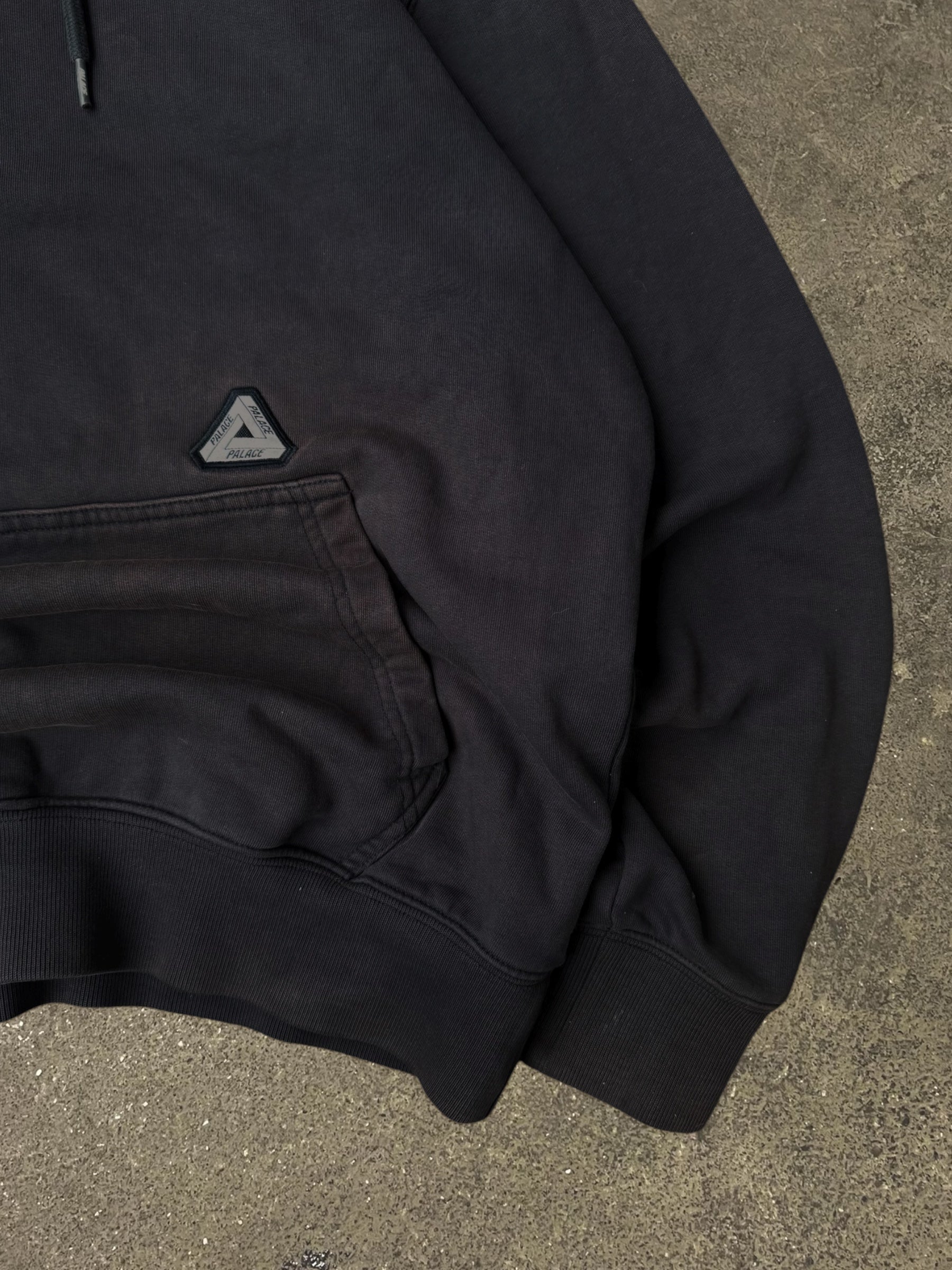 PALACE DARK GREY SOFAR HOODIE