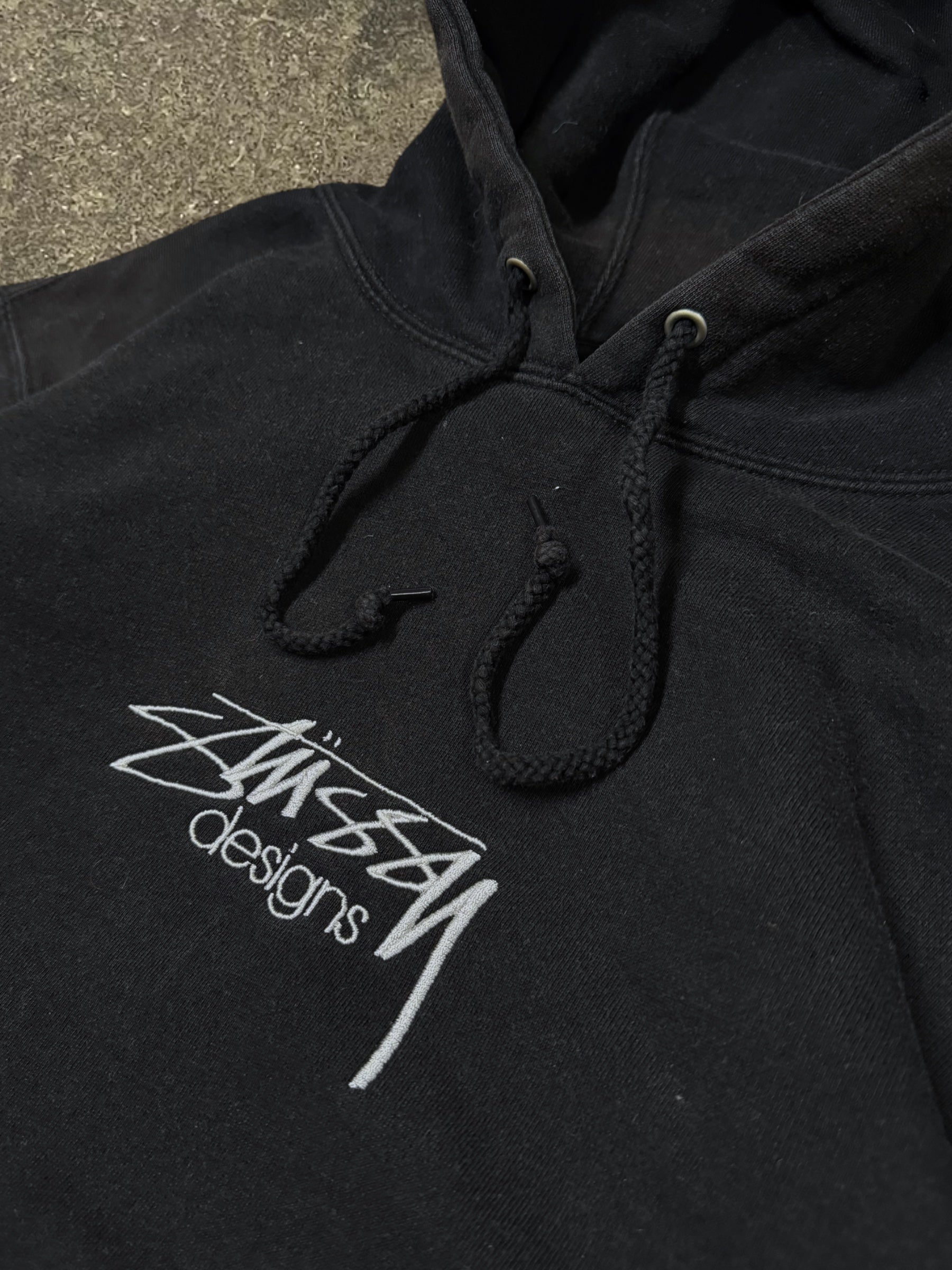 STÜSSY DESIGN HOODIE