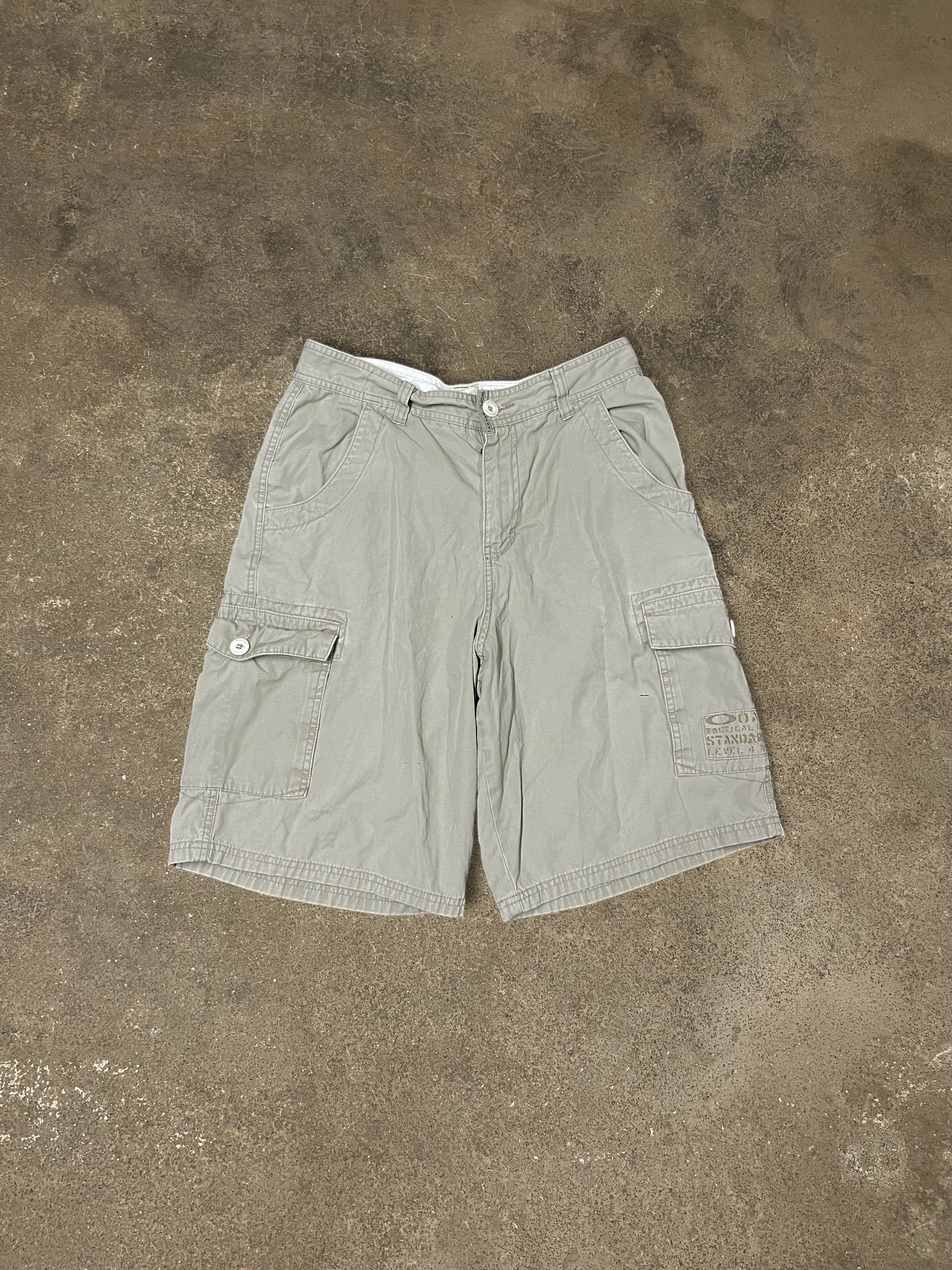 OAKLEY CARGO SHORTS