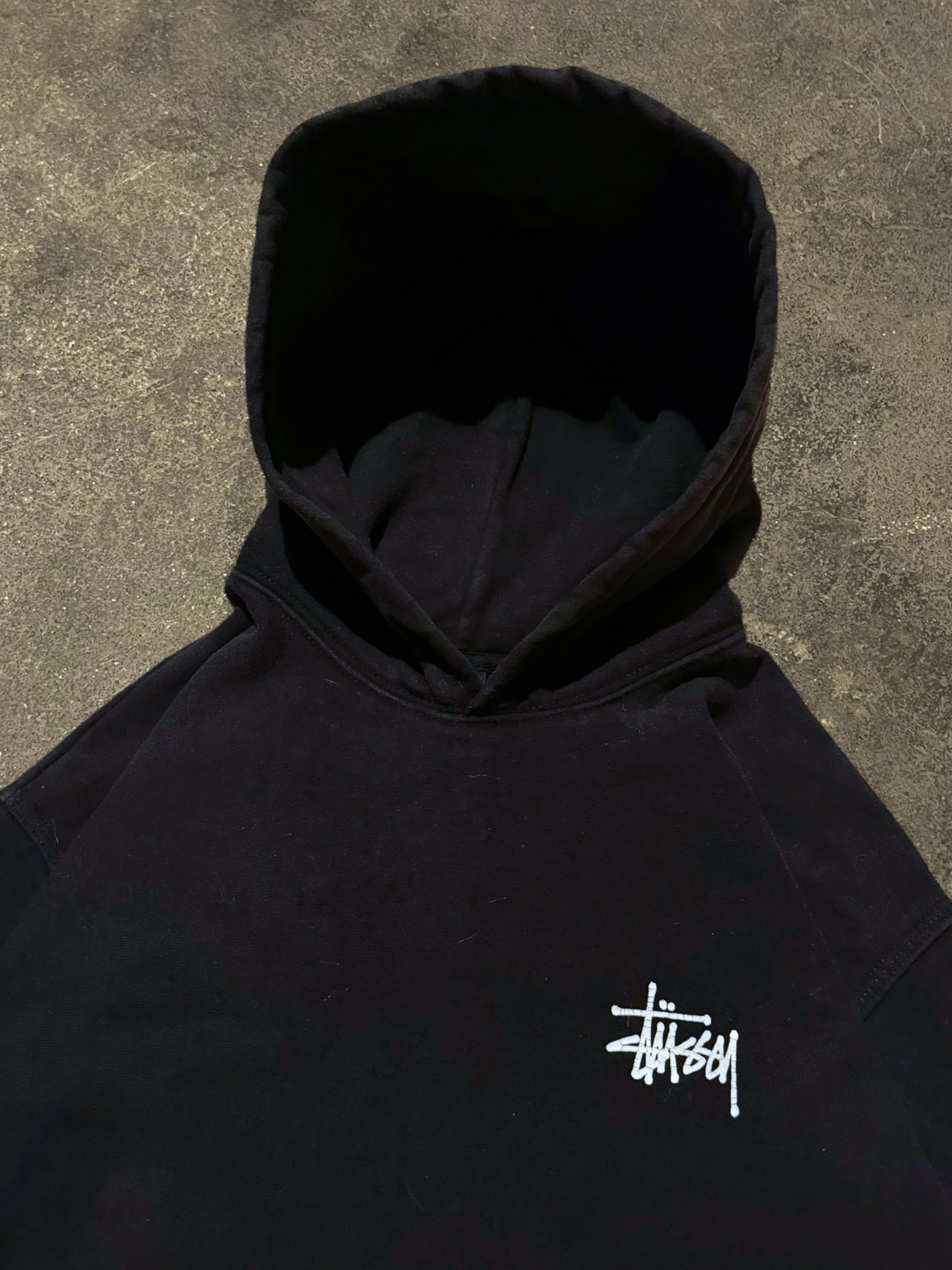 STÜSSY BLACK BASIC LOGO HOODIE