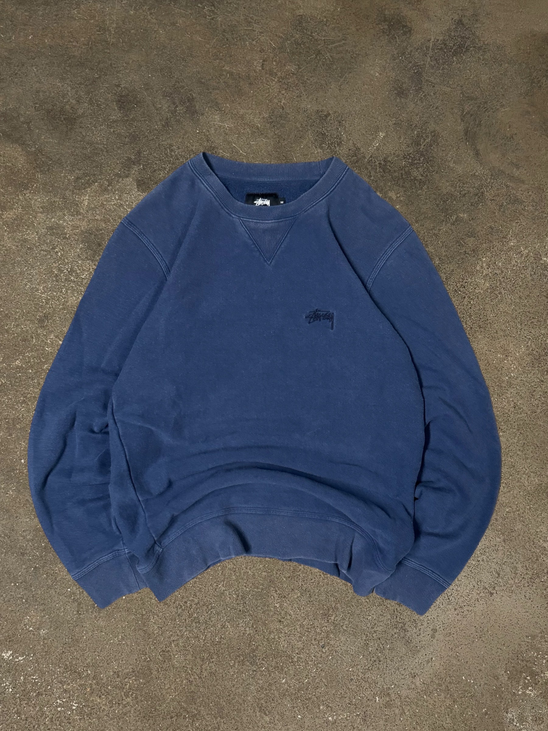 STÜSSY STOCK LOGO SWEATSHIRT
