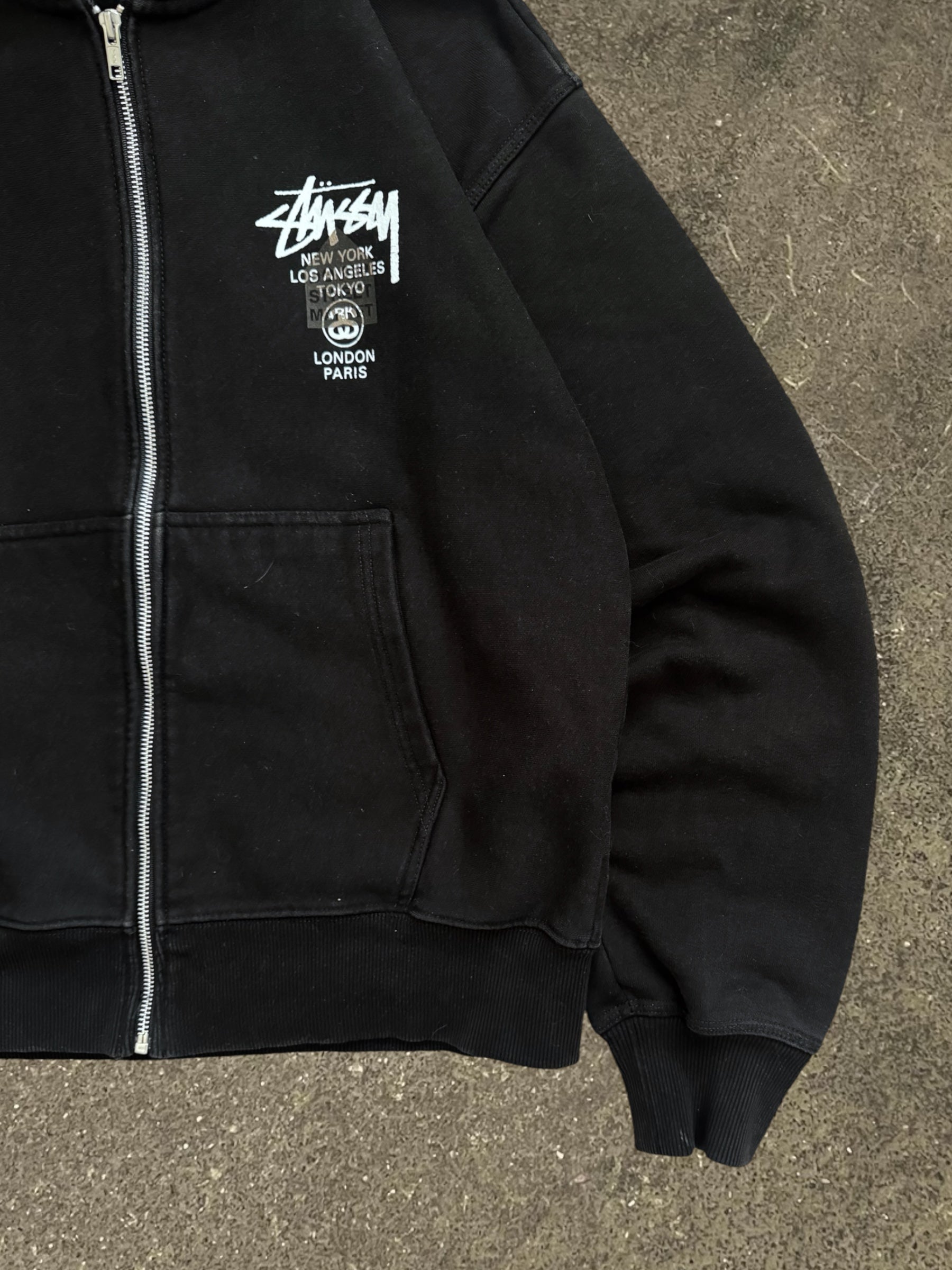 STÜSSY X DOVER STREET MARKET WORLD TOUR HOODIE