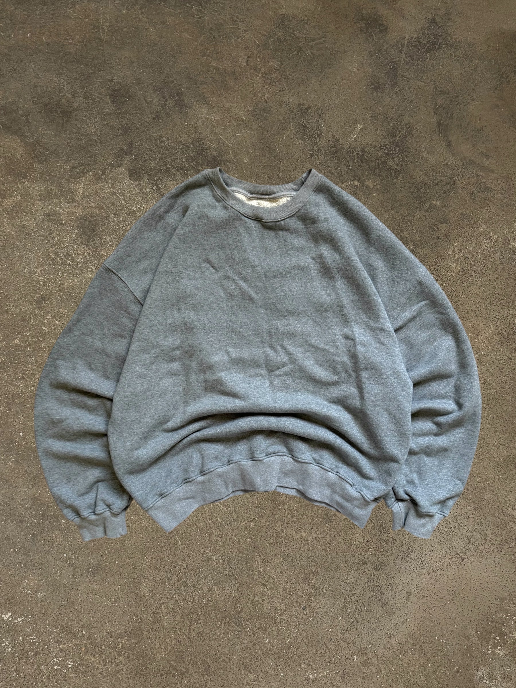 VELOUR GARMENTS 600 GSM BLANK SWEATSHIRT