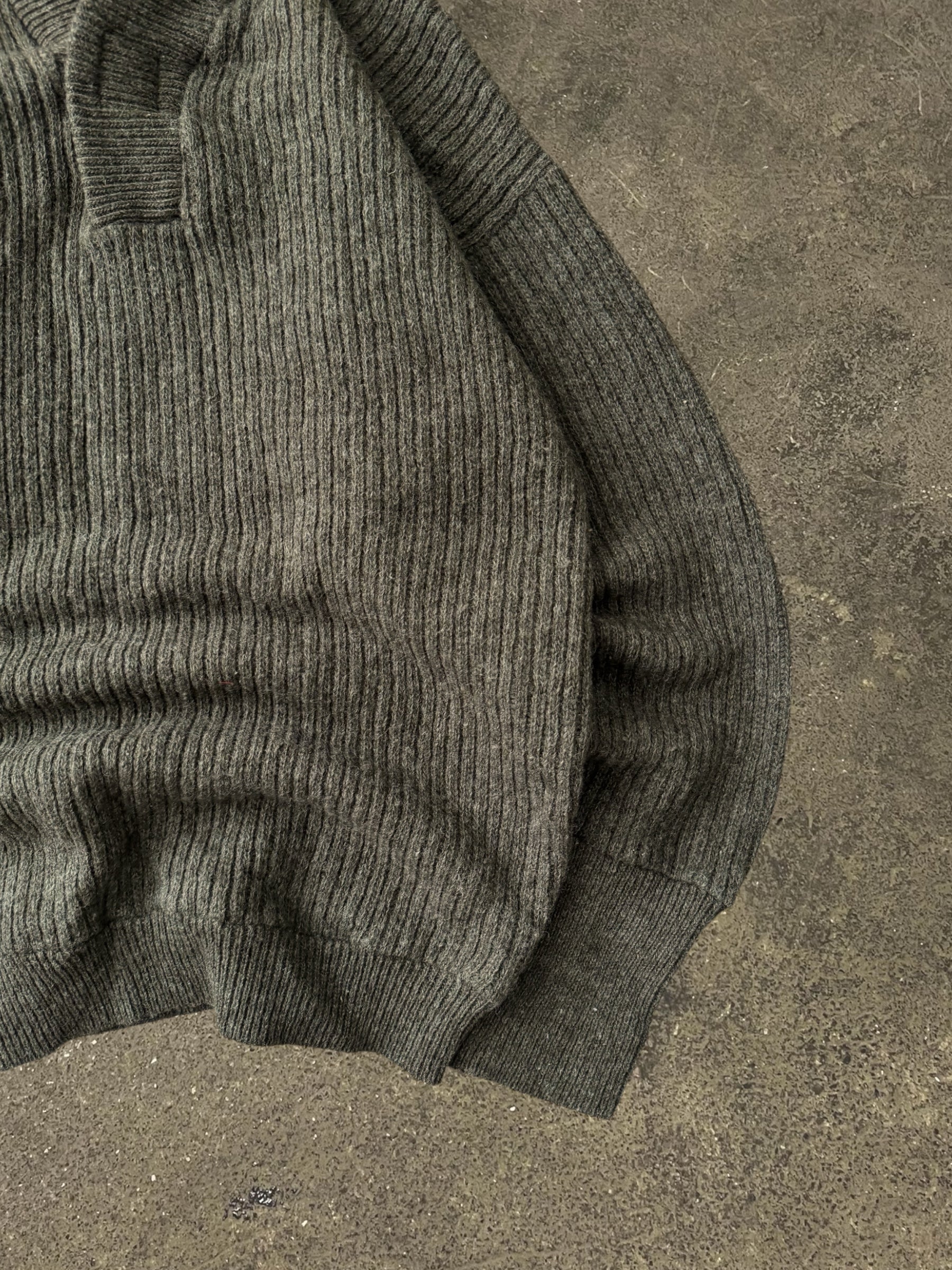 VINTAGE ARMY HEAVYWEIGHT SWEATER