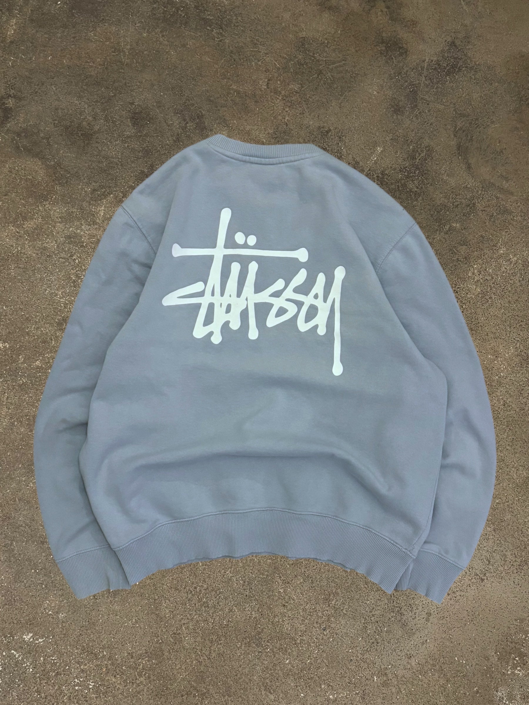 STÜSSY BASIC LOGO SWEATSHIRT