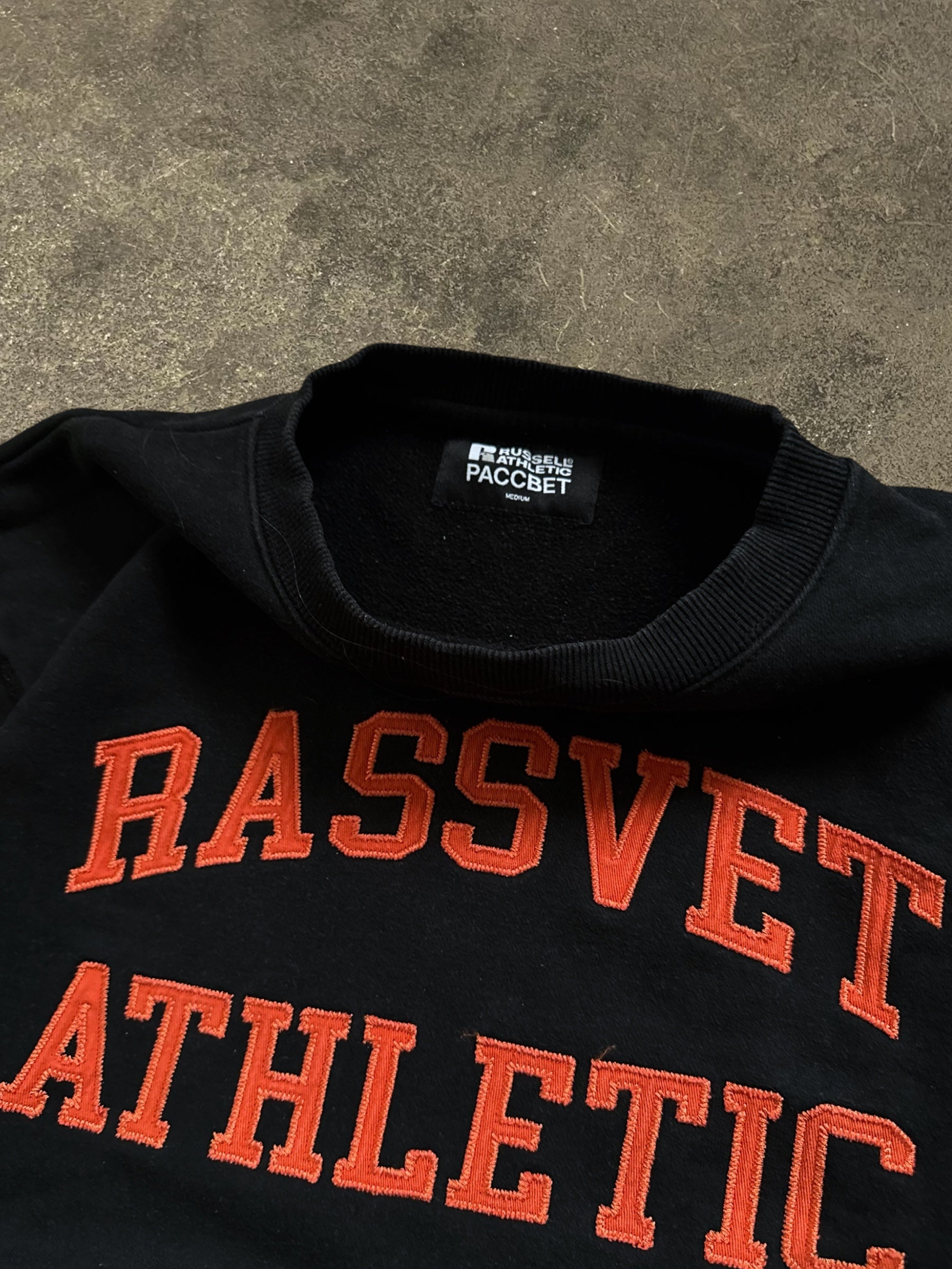 RUSSELL ATHLETIC X PACCBET SWEATSHIRT