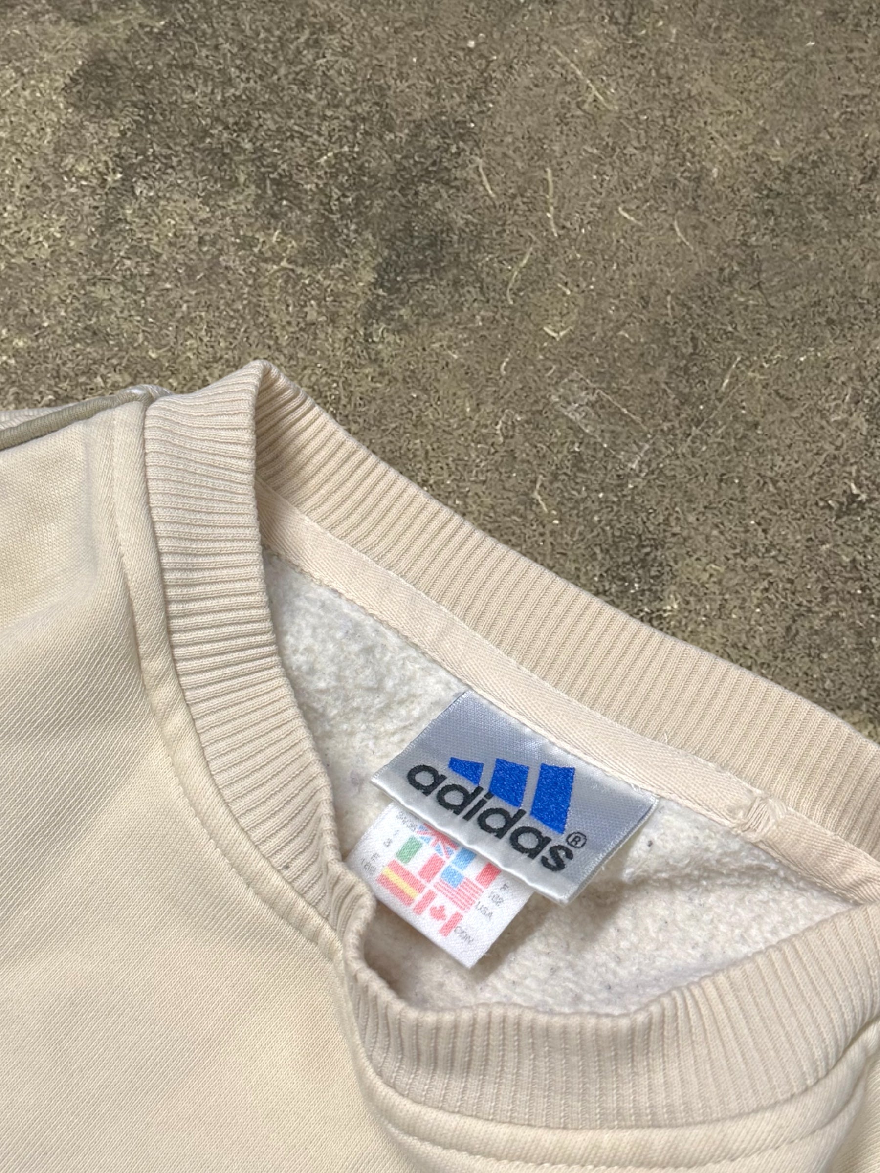 VINTAGE 90S ADIDAS SWEATSHIRT