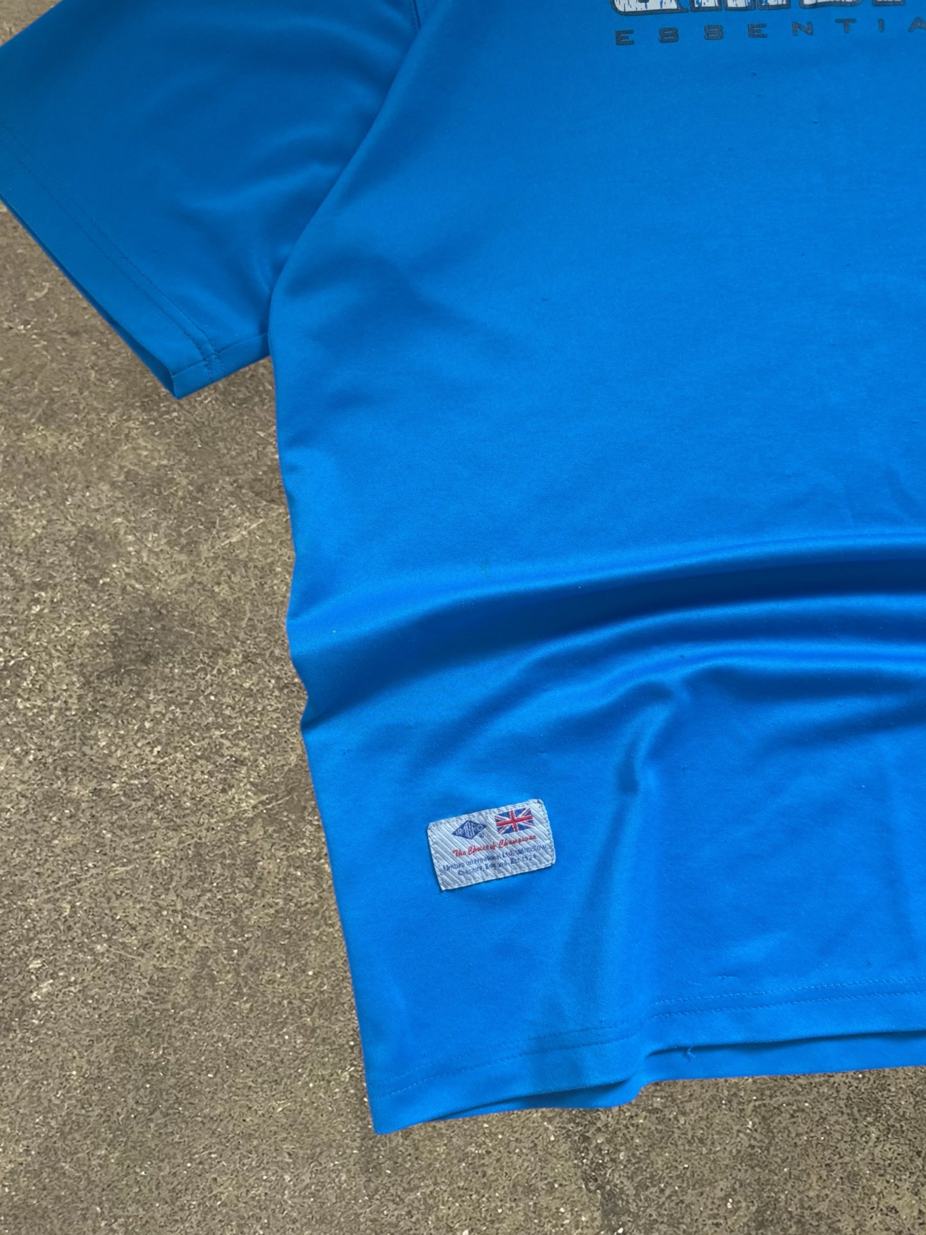 VINTAGE UMBRO T-SHIRT