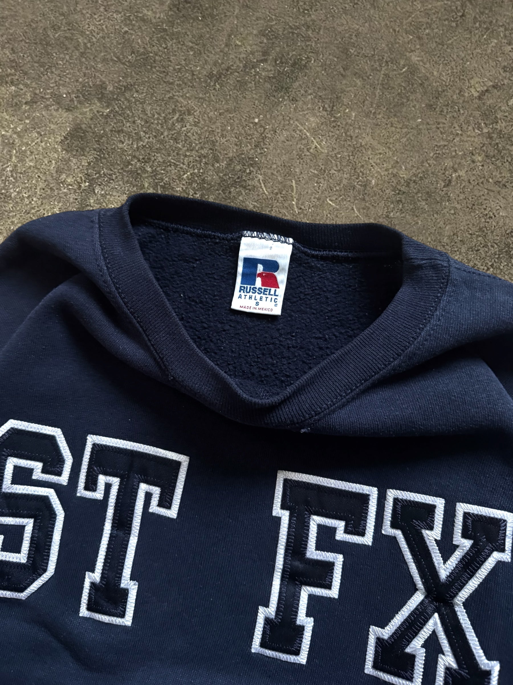 VINTAGE 90S NAVY RUSSELL ”ST FX” SWEATSHIRT