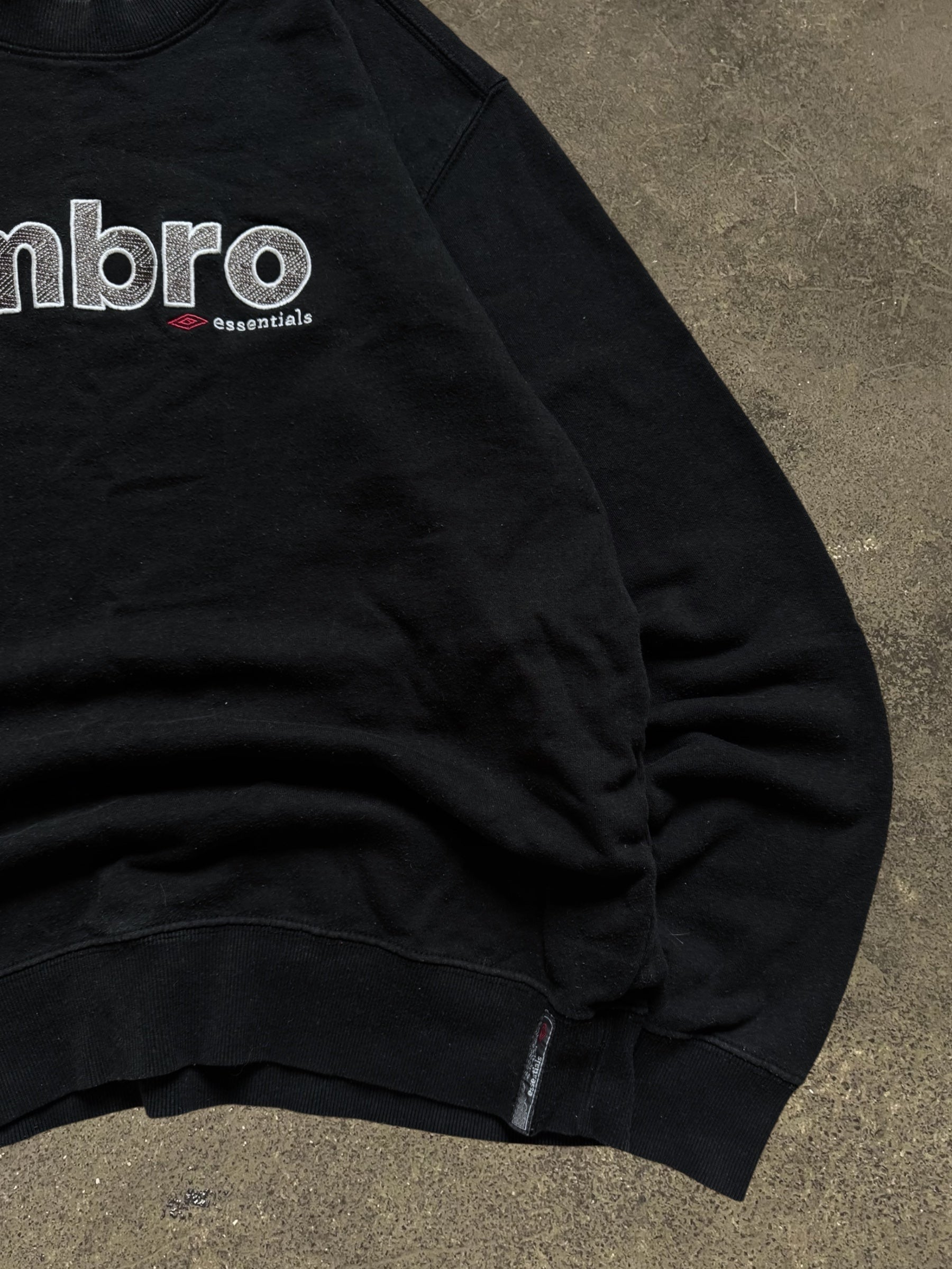 VINTAGE BLACK UMBRO SWEATSHIRT