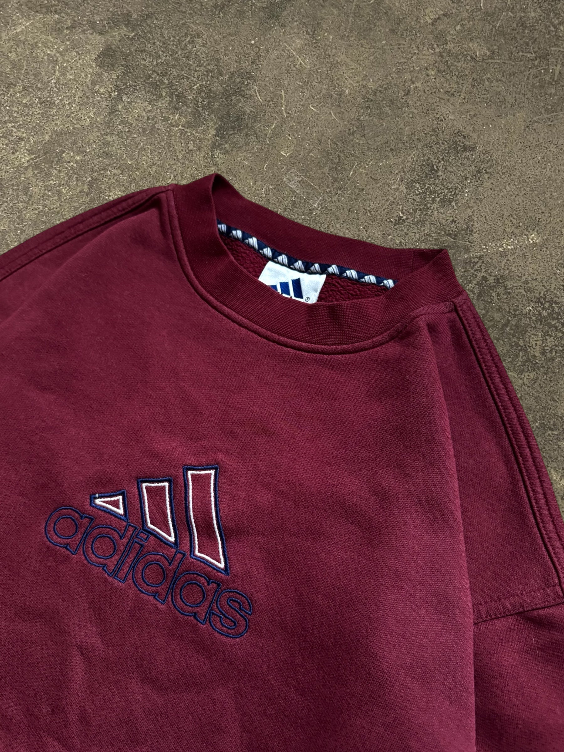VINTAGE 90S ADIDAS SWEATSHIRT