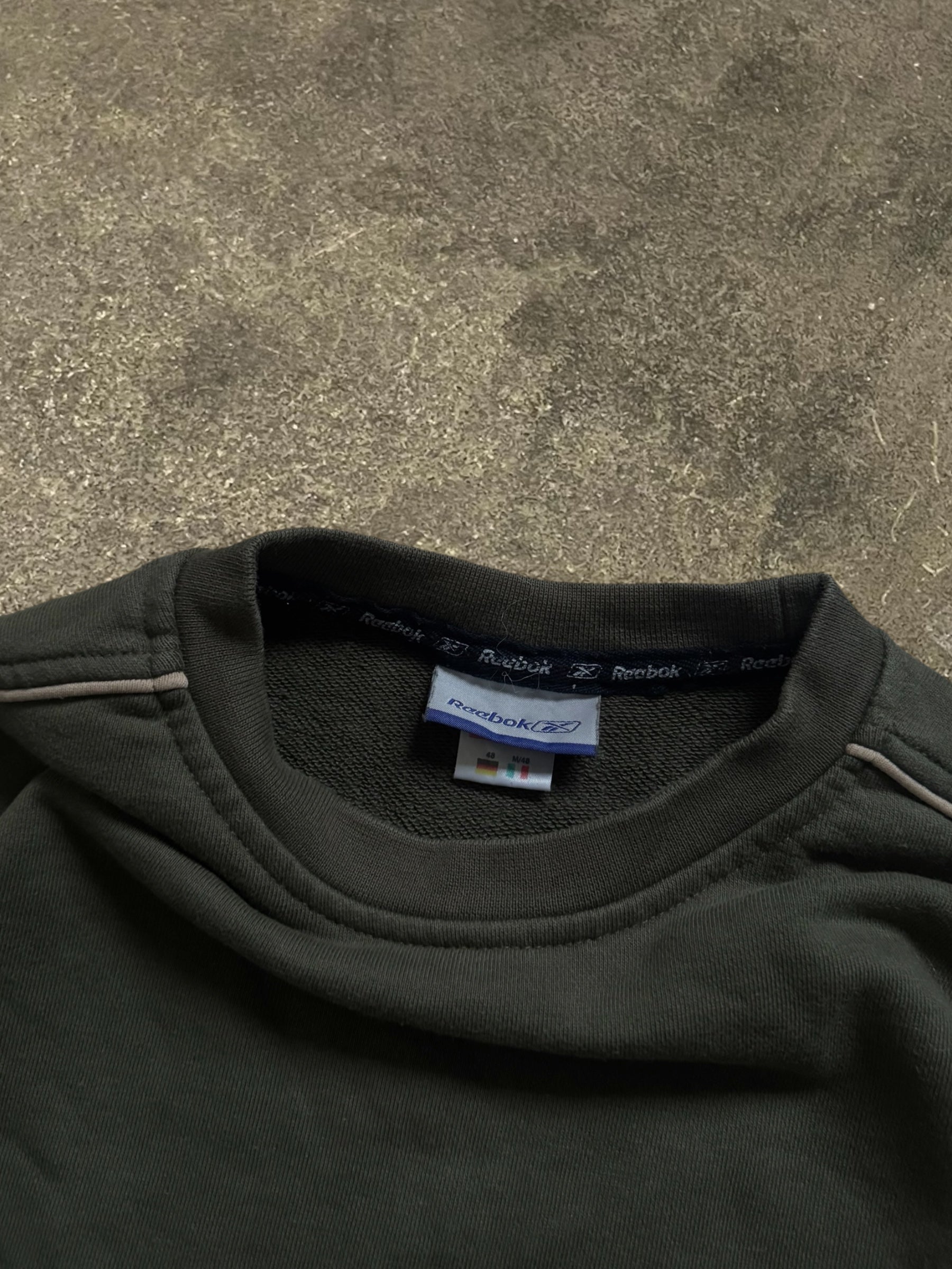 VINTAGE GREEN REEBOK SWEATSHIRT