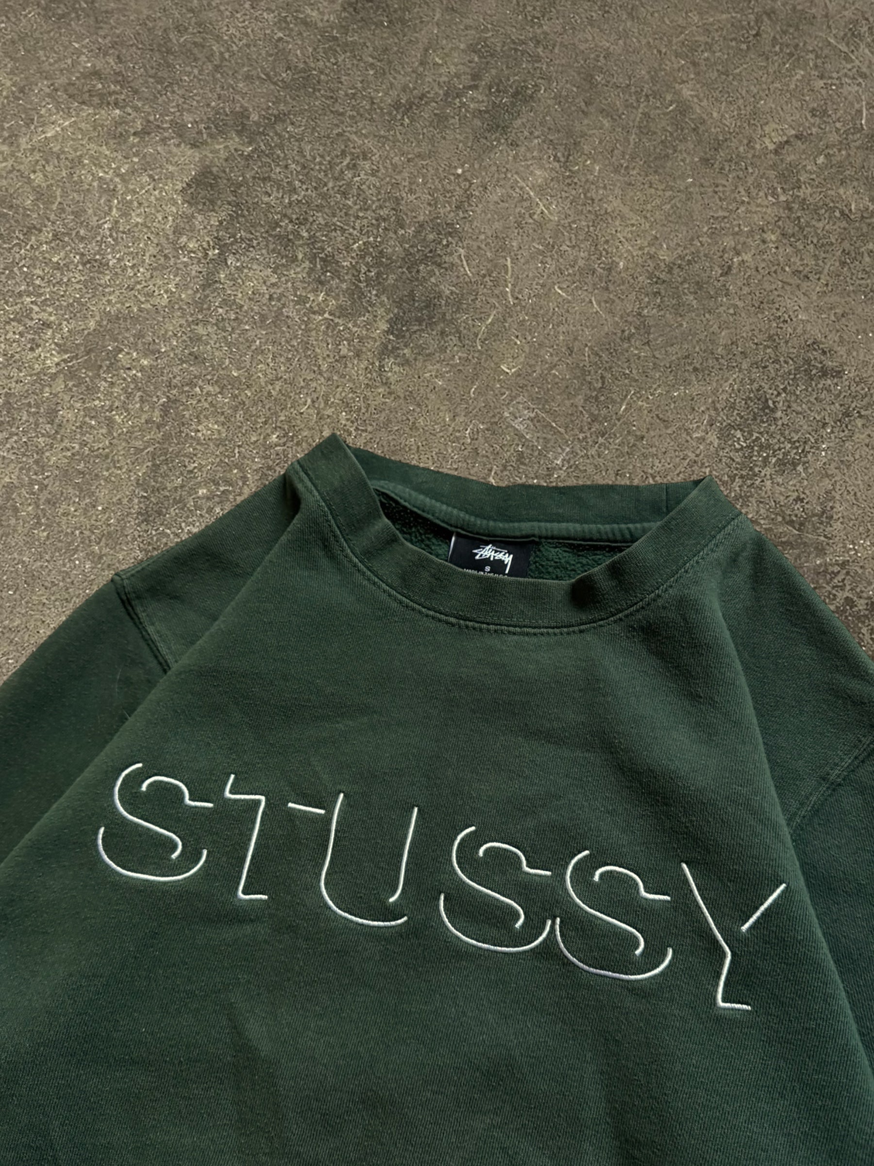 STÜSSY SHADOW APPLIQUE SWEATSHIRT