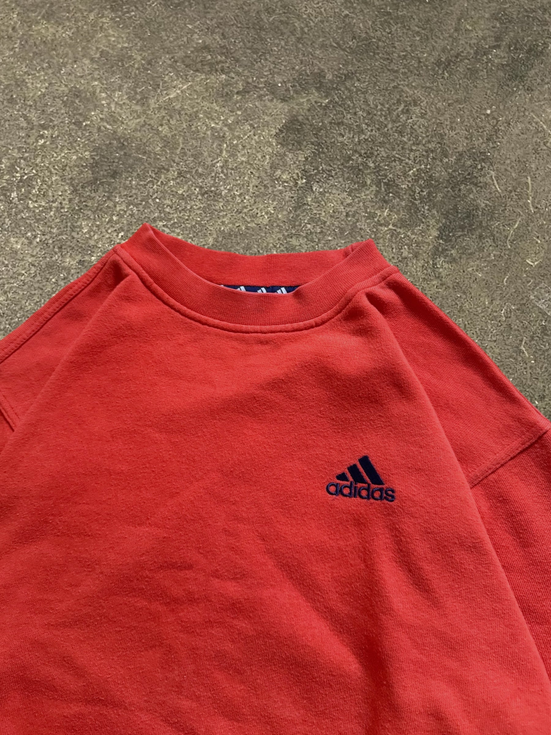 VINTAGE 90S ORANGE ADIDAS SWEATSHIRT