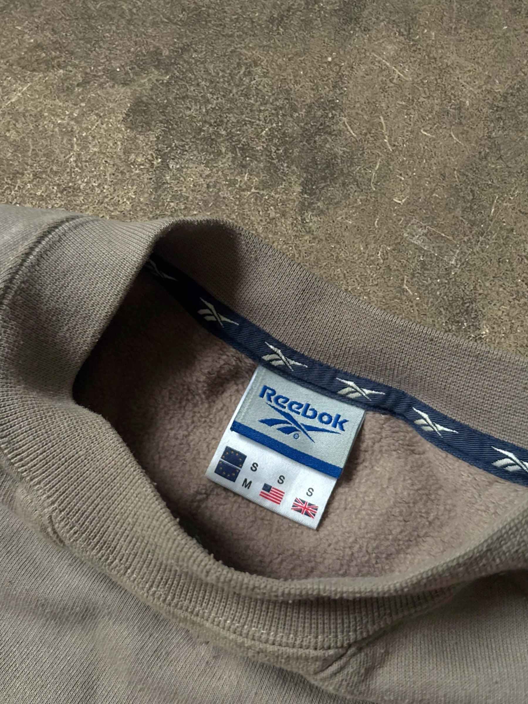VINTAGE 90S REEBOK SWEATSHIRT