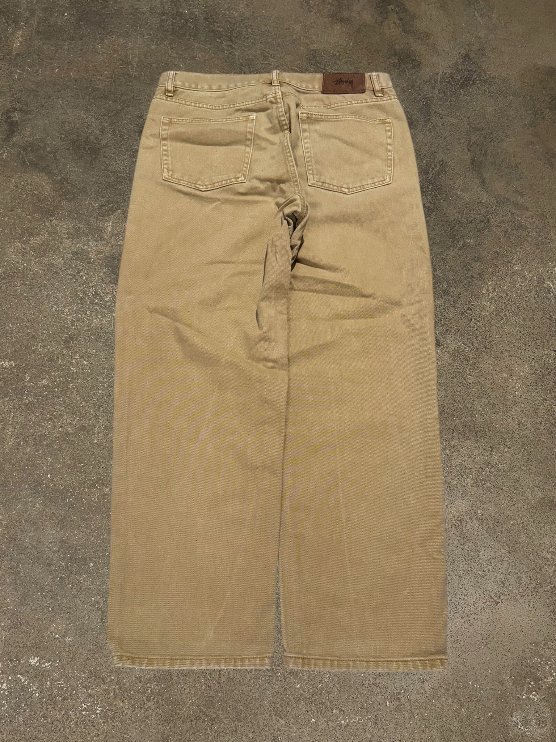 STÜSSY BEIGE CLASSIC JEANS