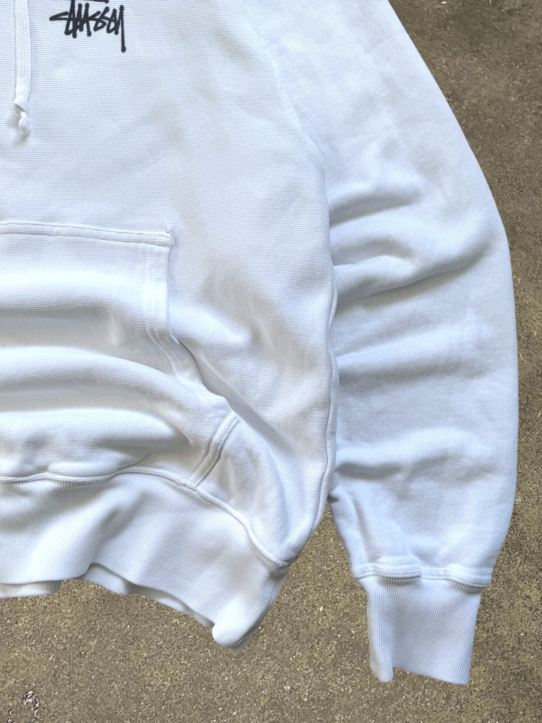 STÜSSY WHITE BASIC LOGO HOODIE