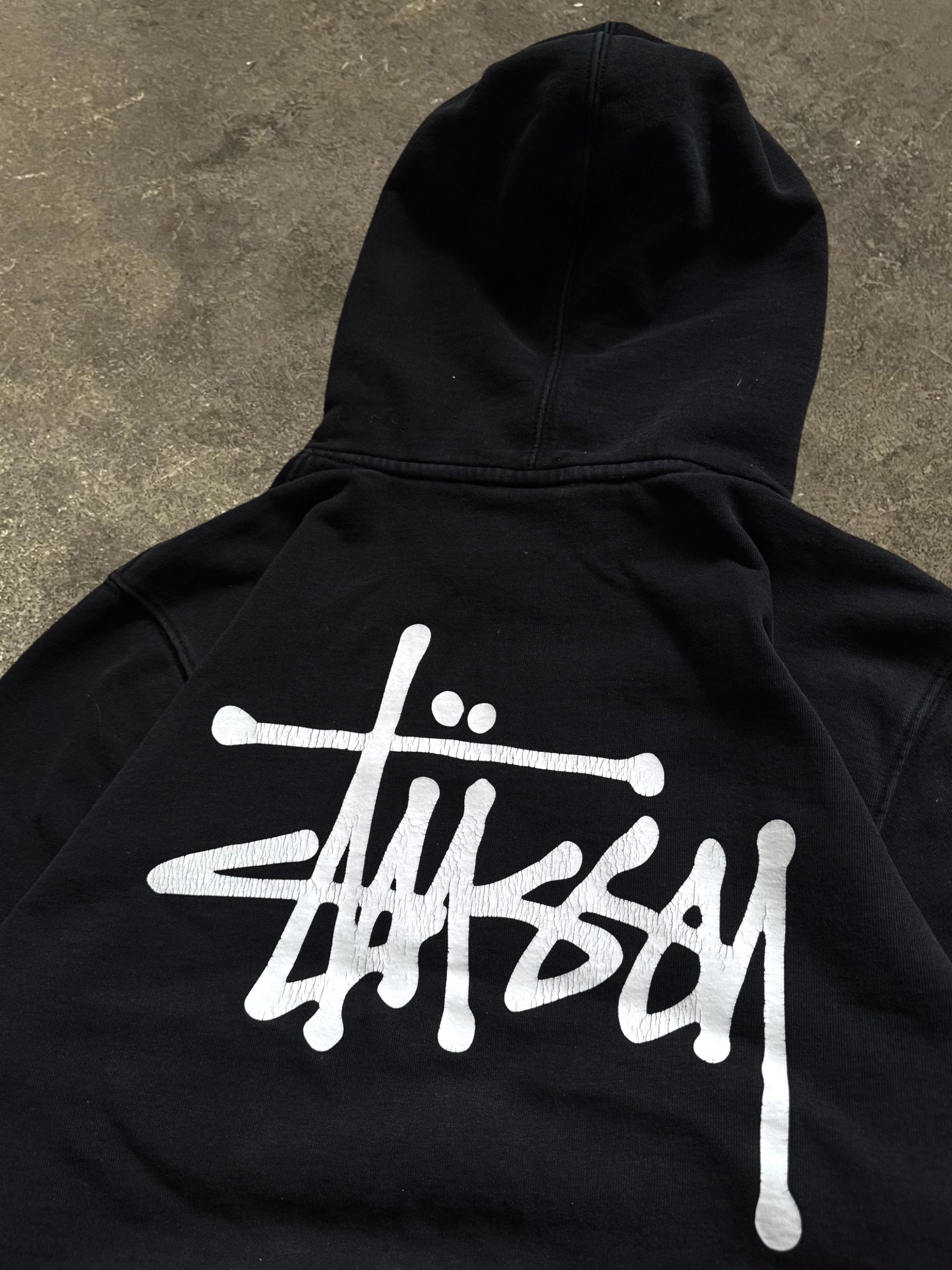 STÜSSY BLACK BASIC LOGO HOODIE