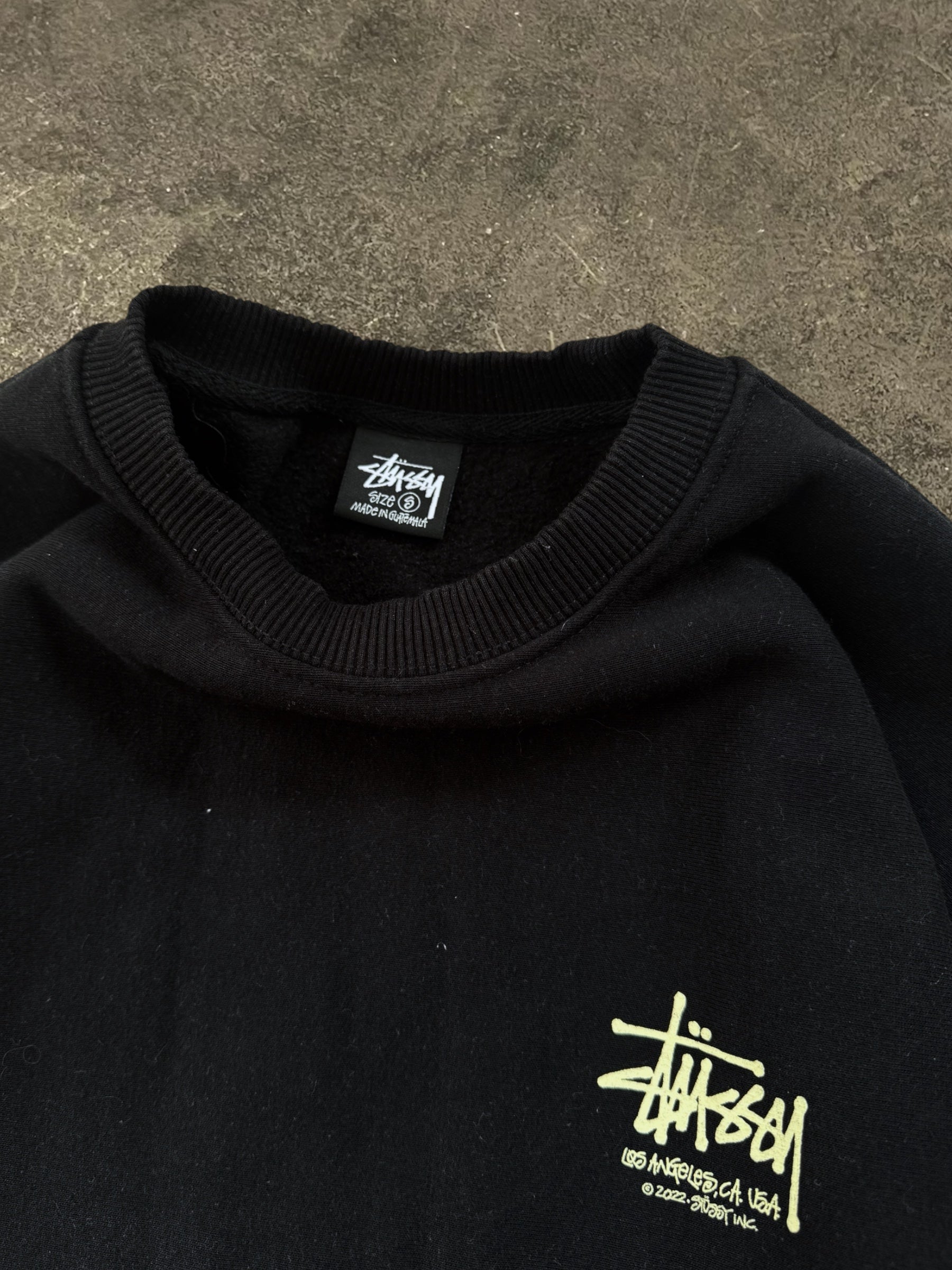STÜSSY BLACK DRAGON SWEATSHIRT