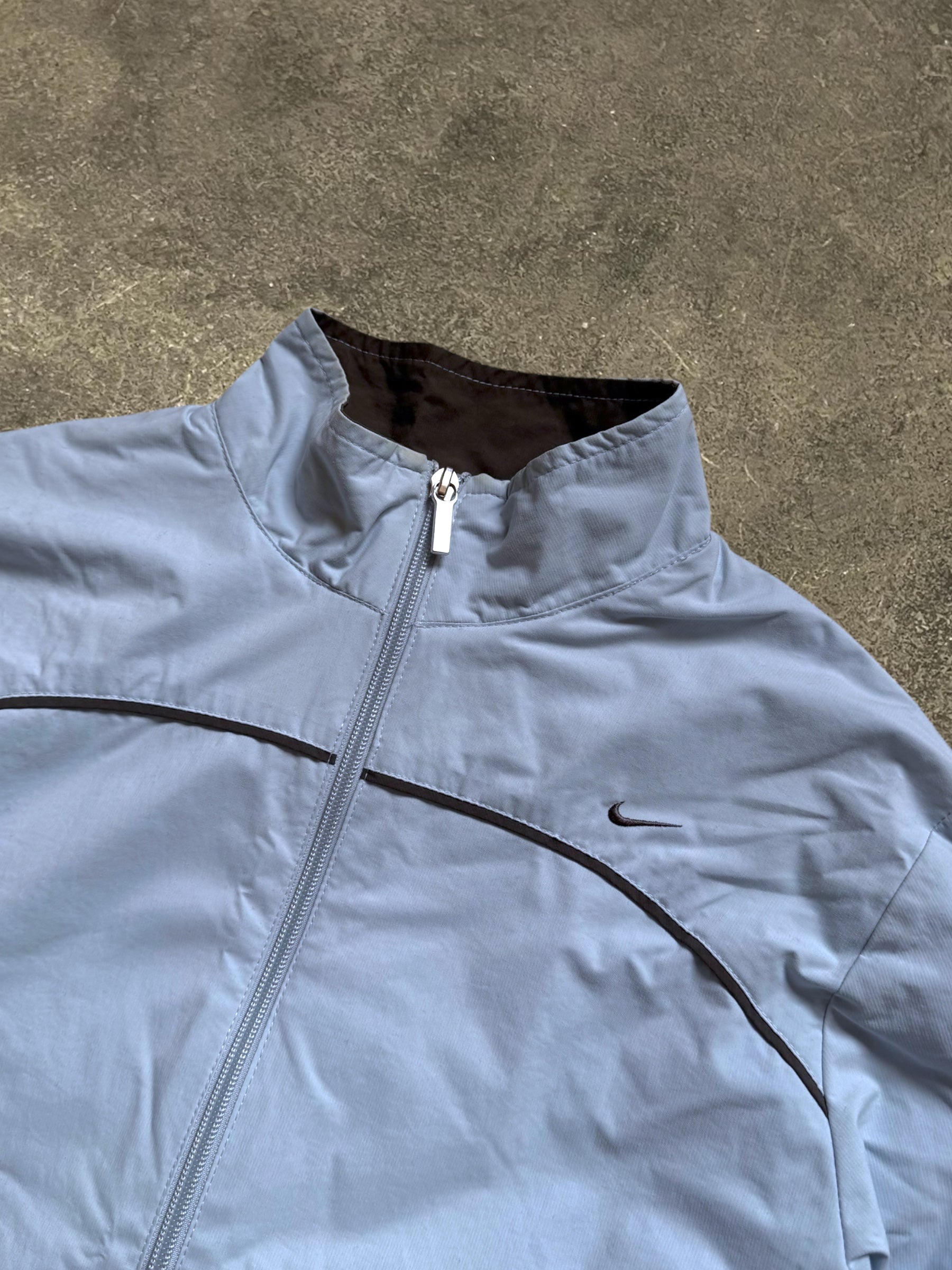 VINTAGE 00S NIKE WINDBREAKER