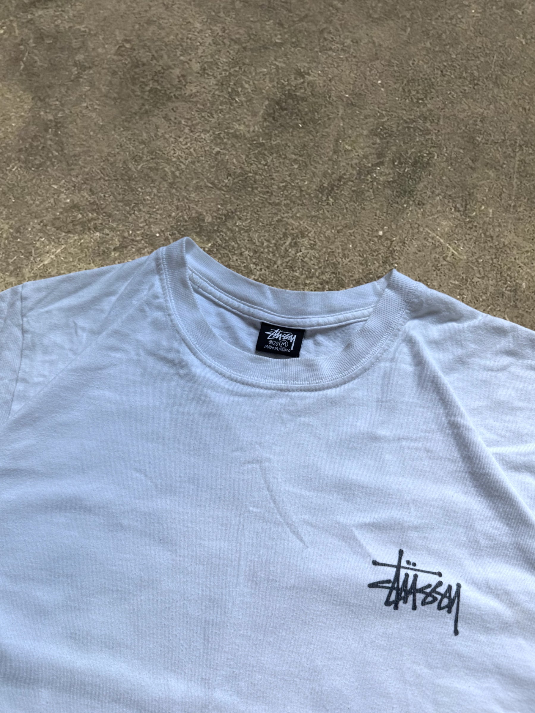 STÜSSY WHITE BASIC LOGO T-SHIRT