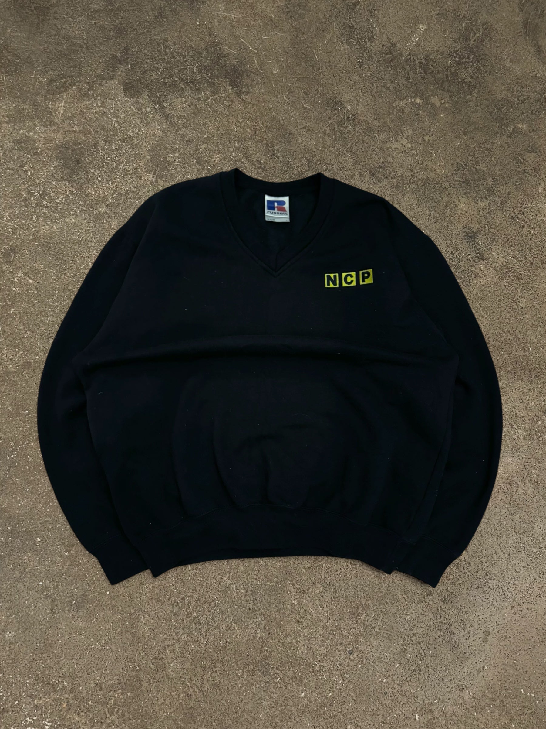 RUSSELL V-NECK SWEATSHIRT