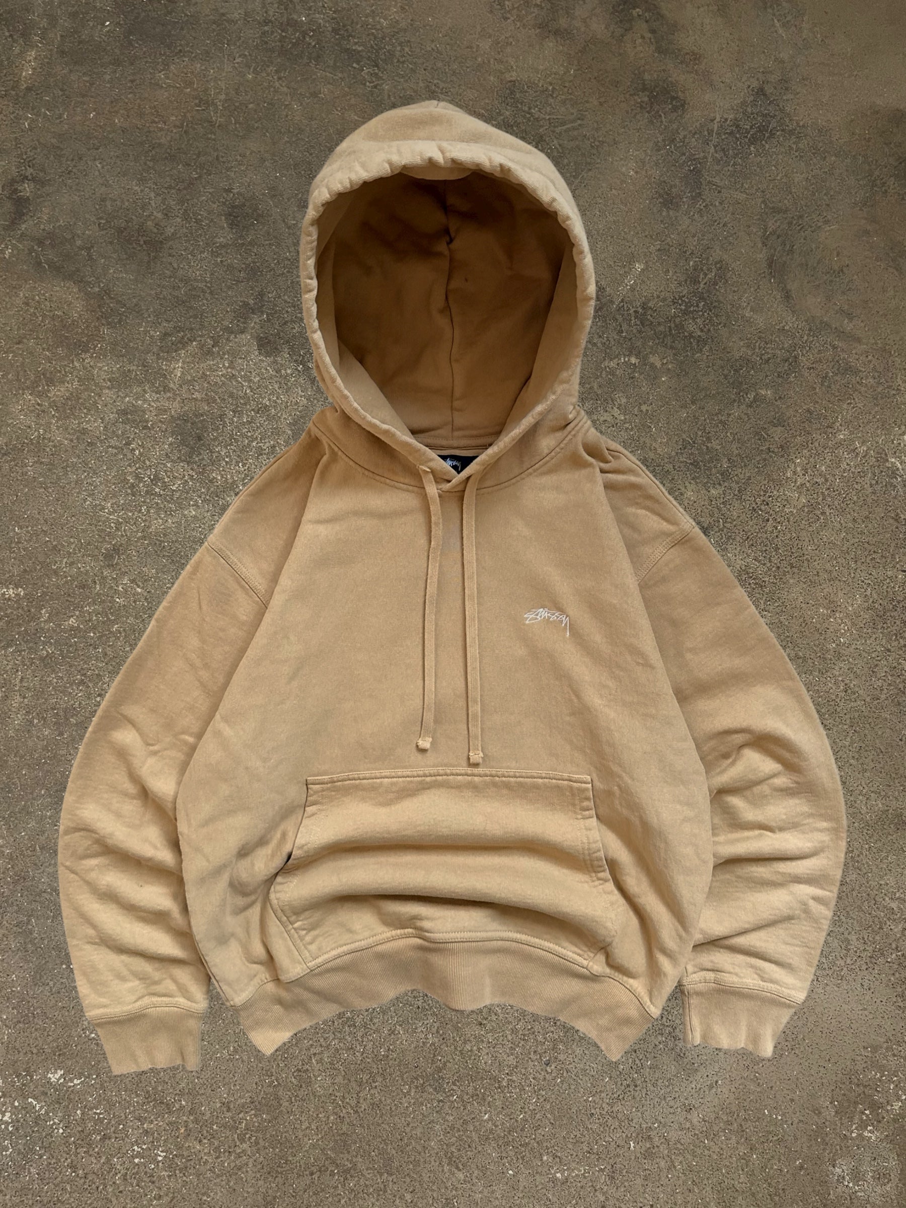 STÜSSY BEIGE APPLIQUE LOGO HOODIE
