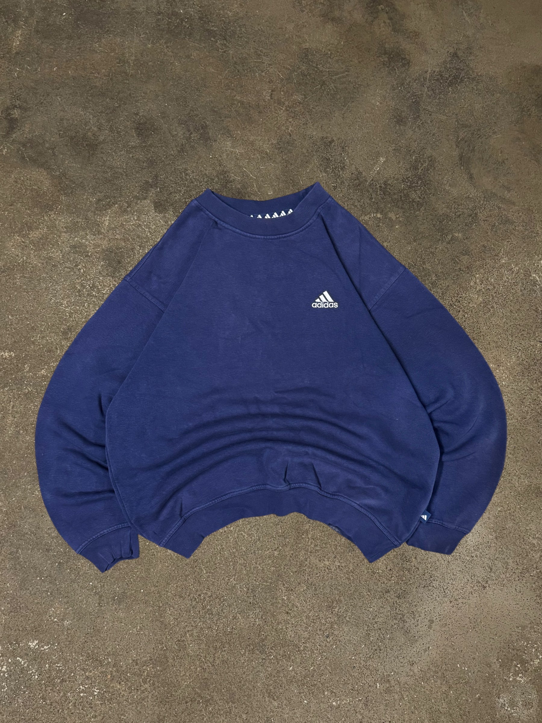 VINTAGE 90S NAVY ADIDAS LOGO SWEATSHIRT